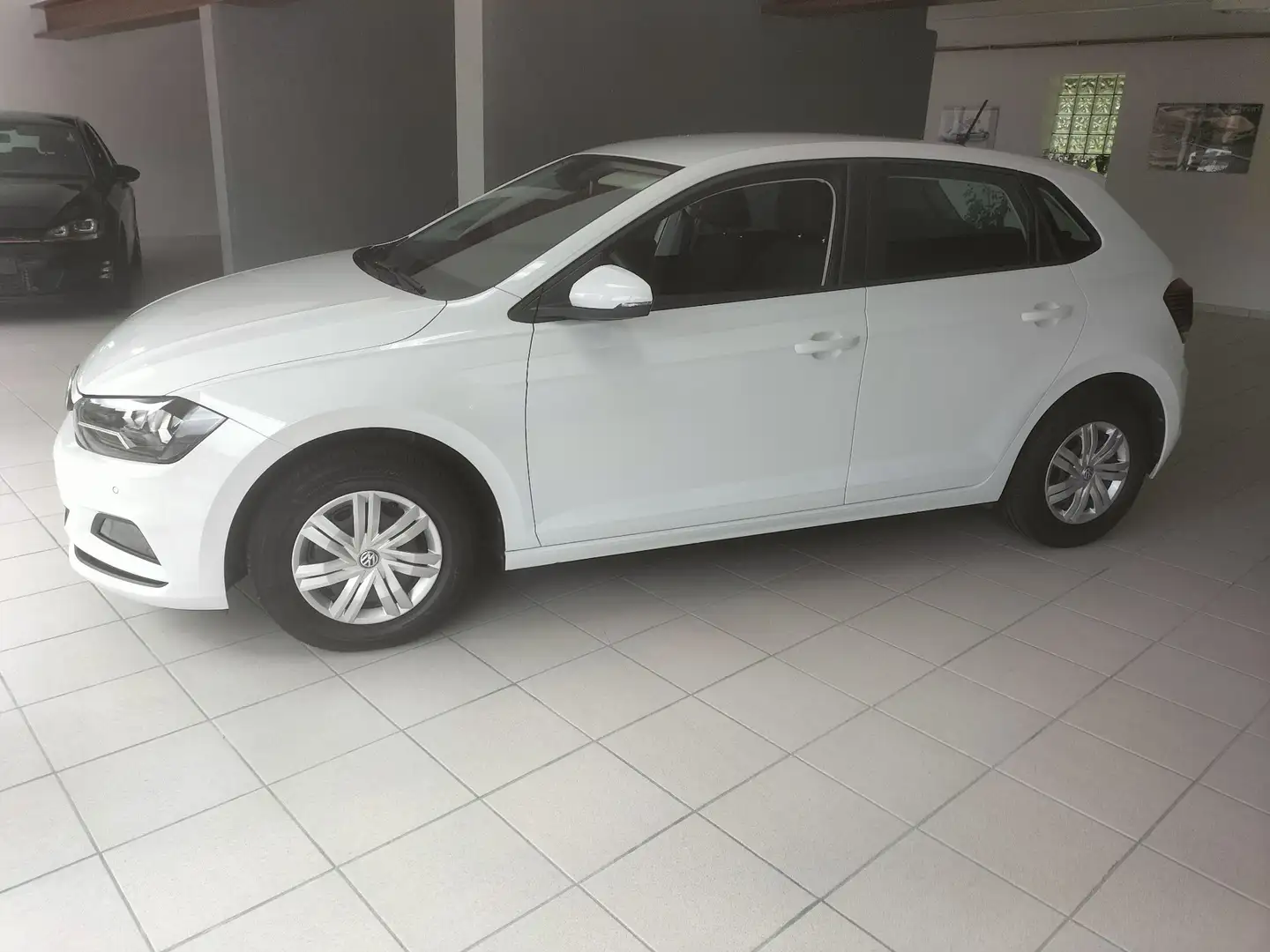 Volkswagen Polo 1.0i Trendline Blanc - 2