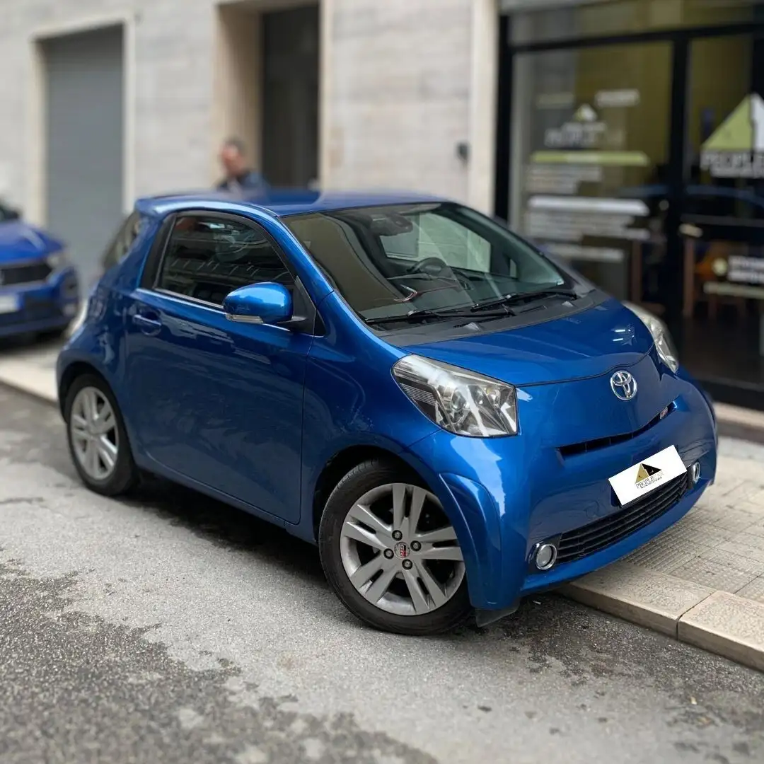 Toyota iQ 1.3 Executive Modrá - 1