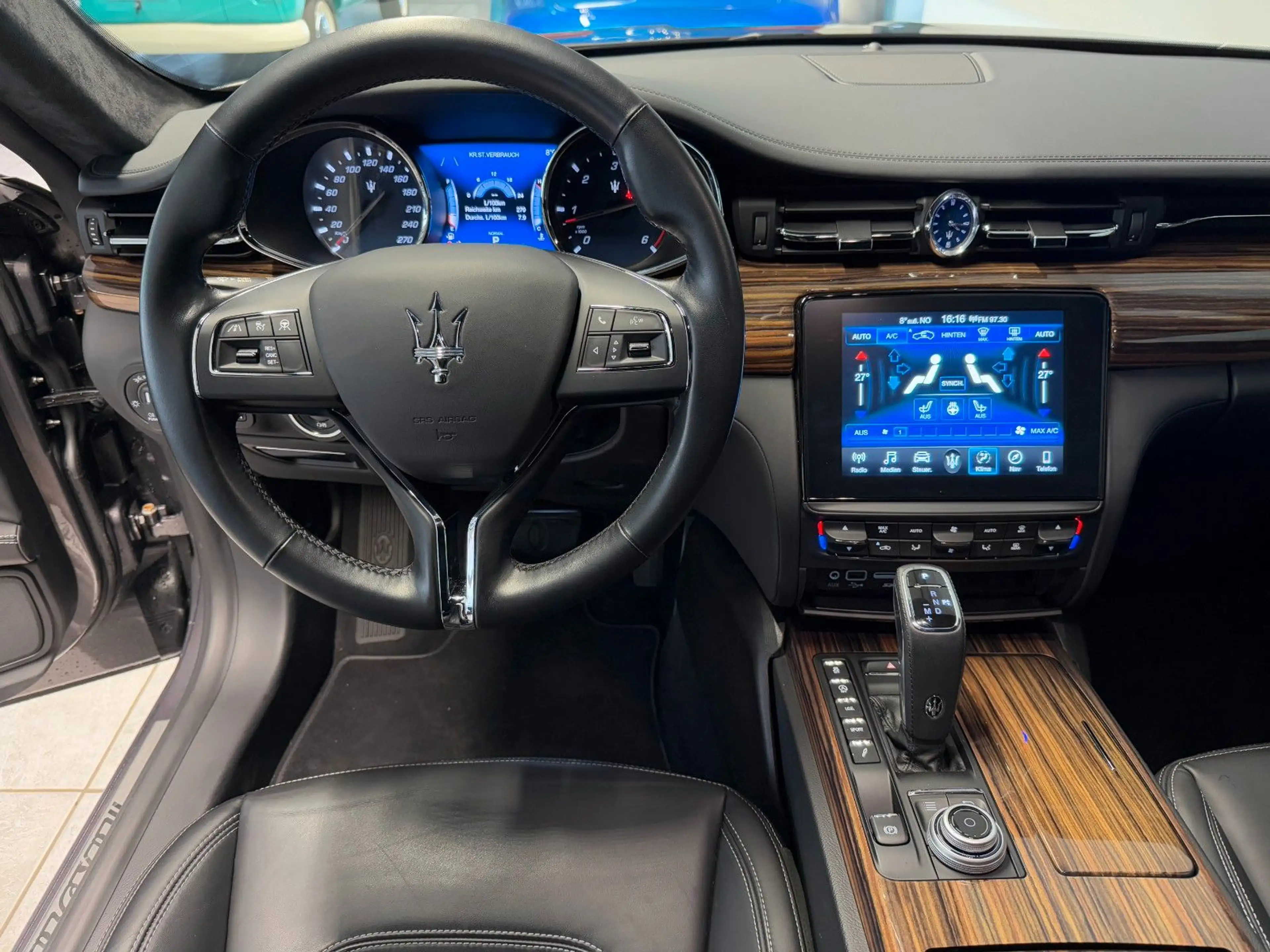 Maserati Quattroporte GranLusso Diesel S-Close 360° Skyho — photo 13