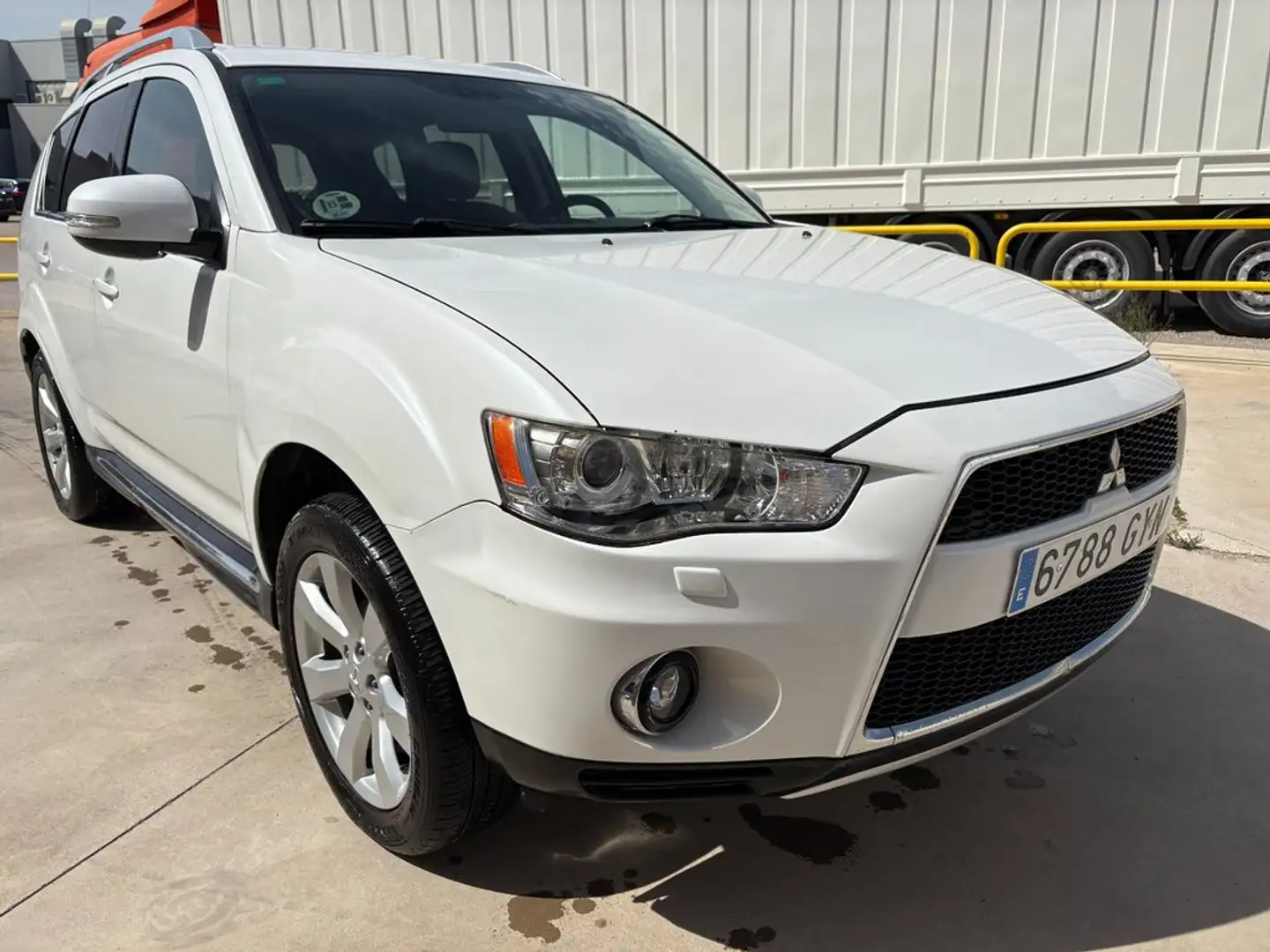 Mitsubishi Outlander 2.2 DI-D TC-SST Kaiteki Blanc - 1