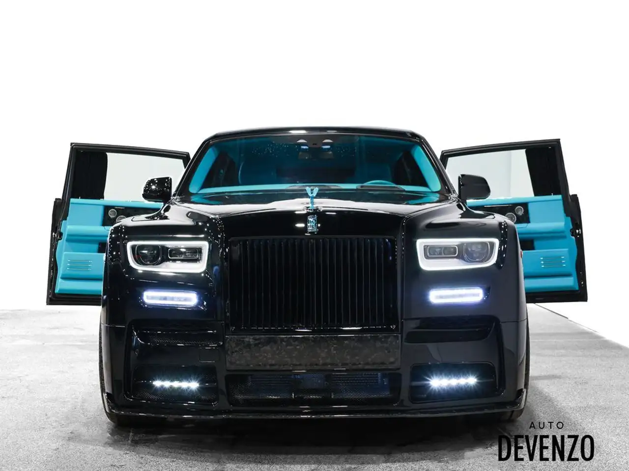 Rolls-Royce Phantom снимка Rolls-Royce Phantom