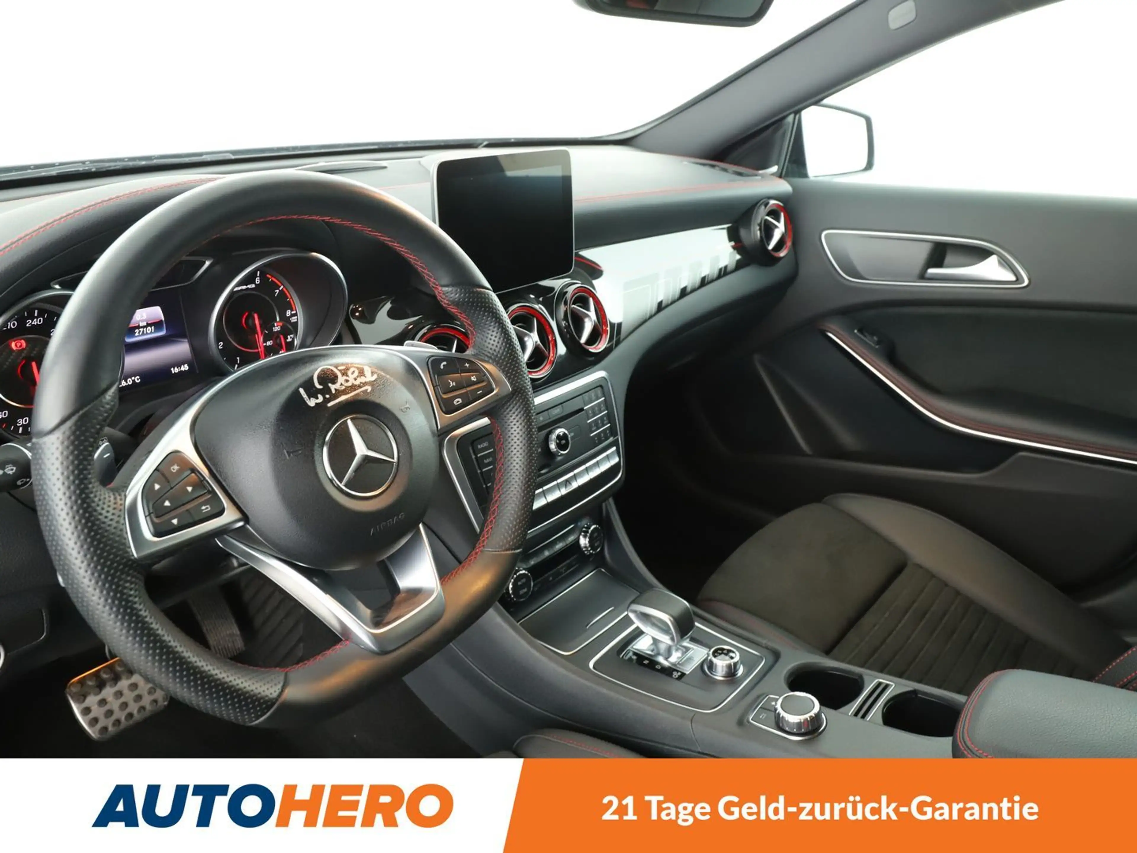 Mercedes-Benz GLA 45 AMG GLA 45 AMG 4Matic Aut.*360CAM*NAVI*LED*HK*SHZ*PDC* — photo 11