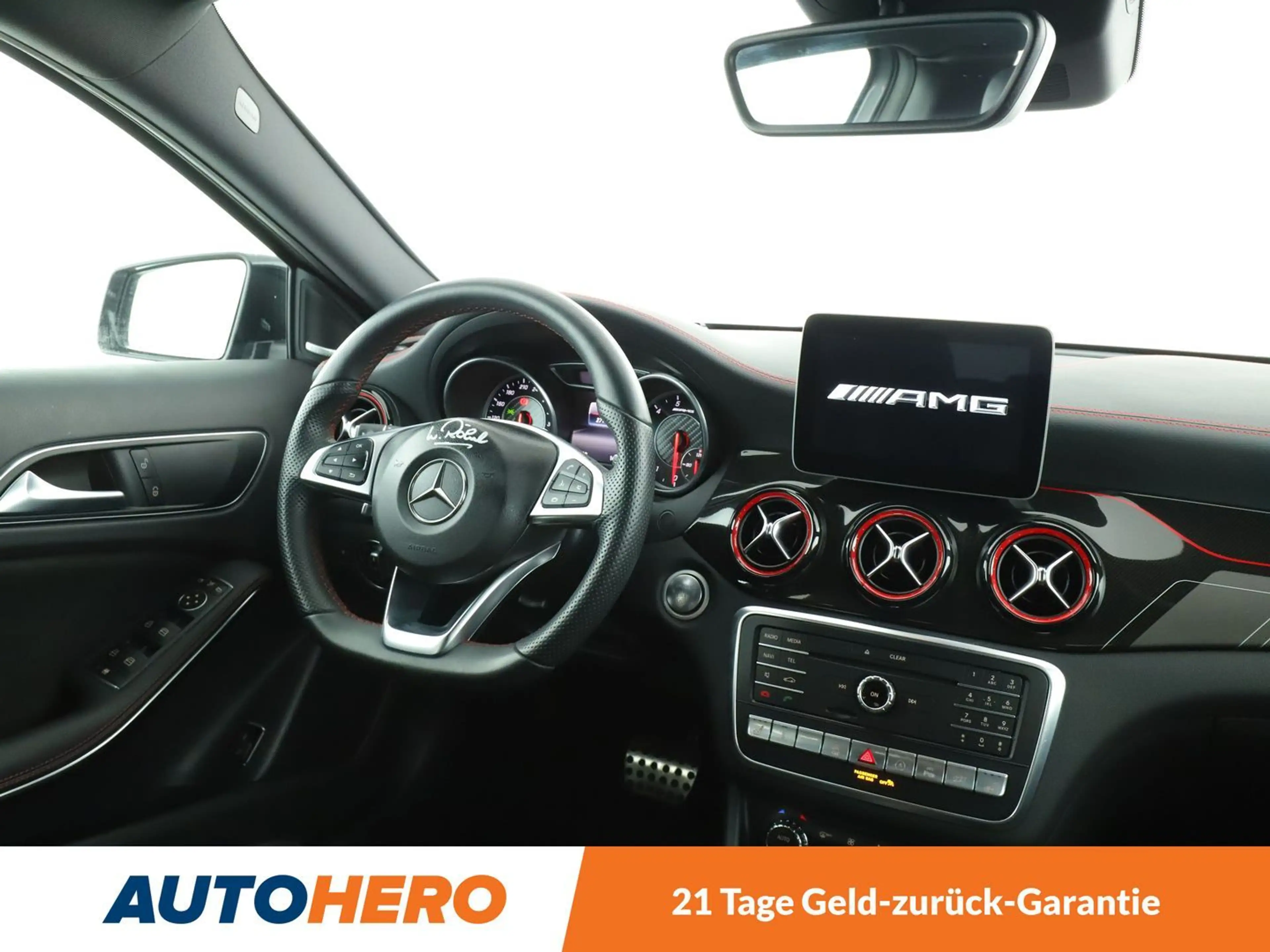 Mercedes-Benz GLA 45 AMG GLA 45 AMG 4Matic Aut.*360CAM*NAVI*LED*HK*SHZ*PDC* — photo 13