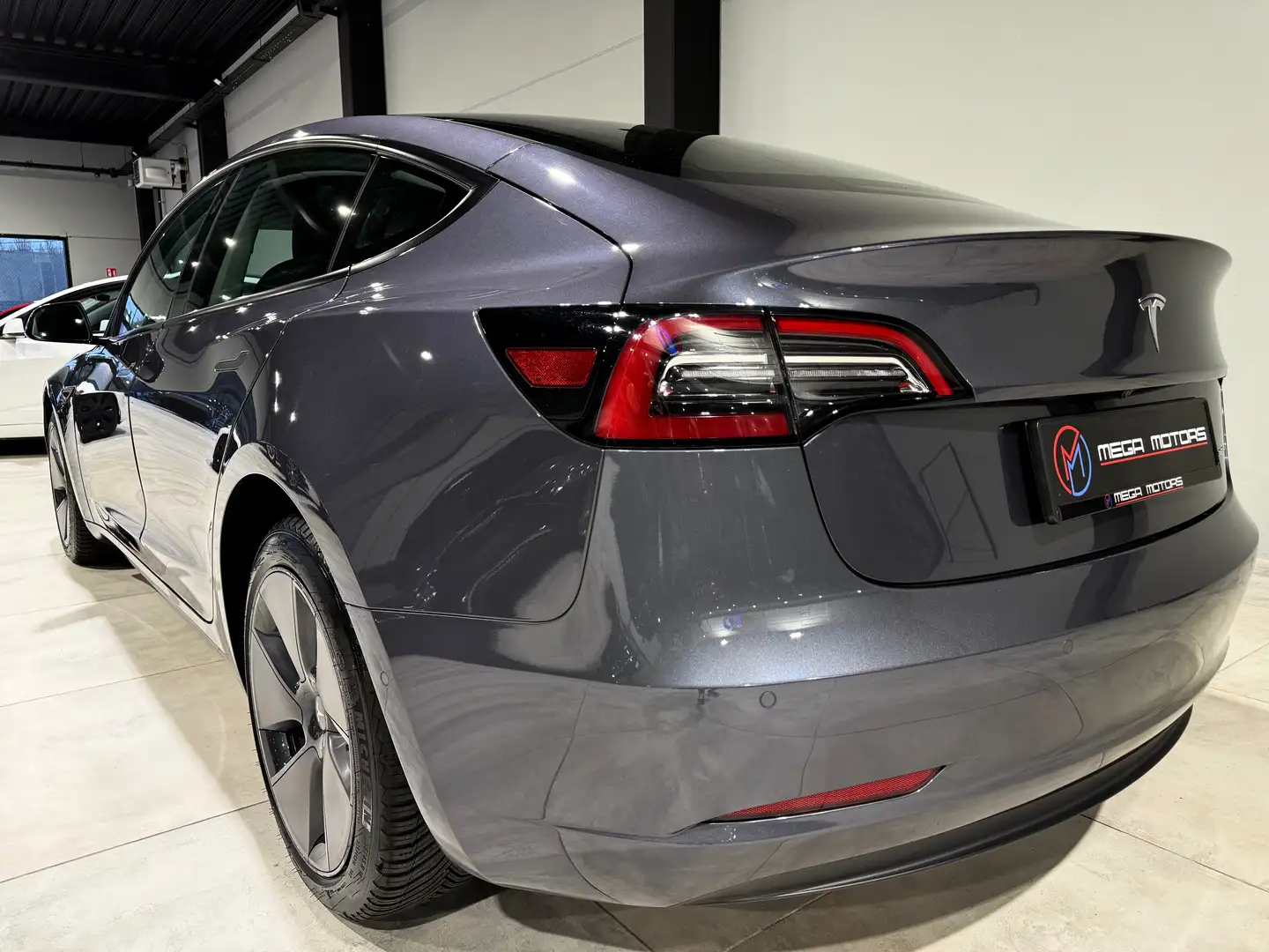 Tesla Model 3 DUAL MOTOR !! 498CV !! LONG RANGE !! TVA-BTW iNCL Grijs - 2
