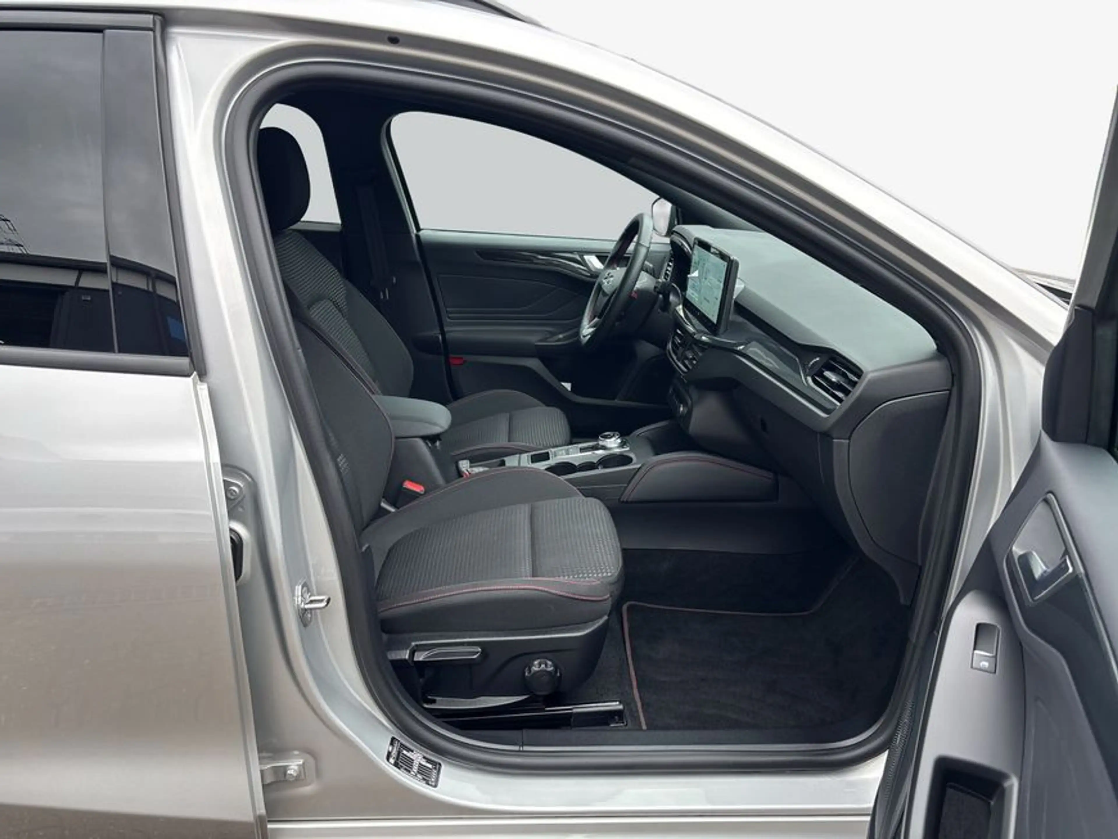 Ford Focus Turnier 1.5 EcoBlue Start-Stopp-System Aut. — photo 10