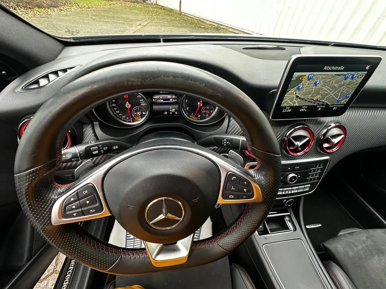 Mercedes-Benz A 250 Citadine 5 portes — photo 13 sur 18