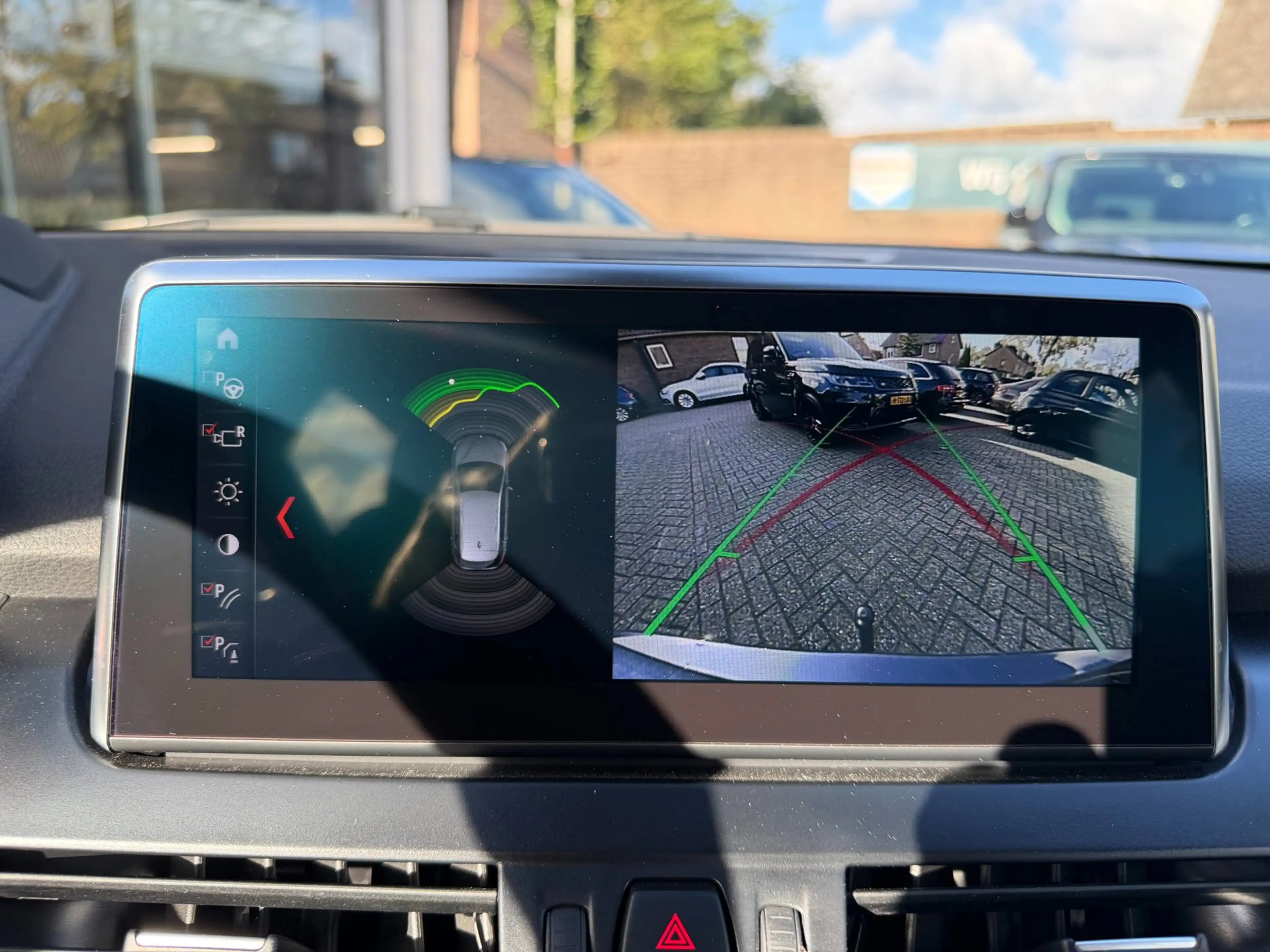 BMW 220 2-serie Active Tourer 220i High Executive — photo 20