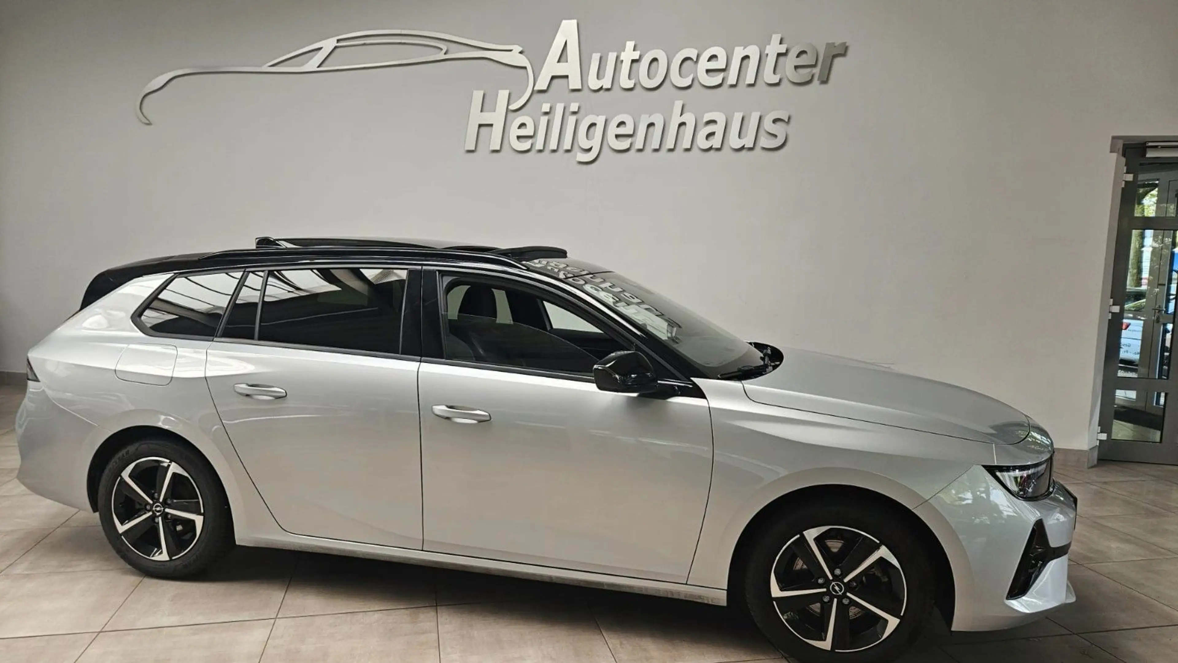 Opel Astra L Sports Tourer GS HeadUp Pano Memory 360° — photo 2