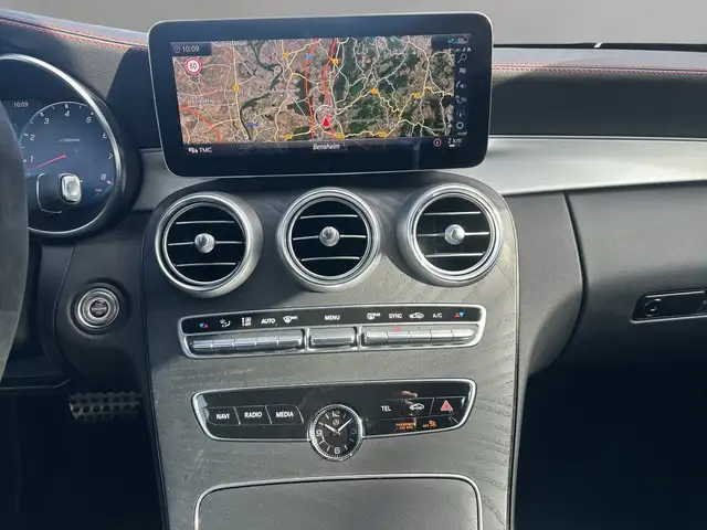 Mercedes-Benz C-Class view 11