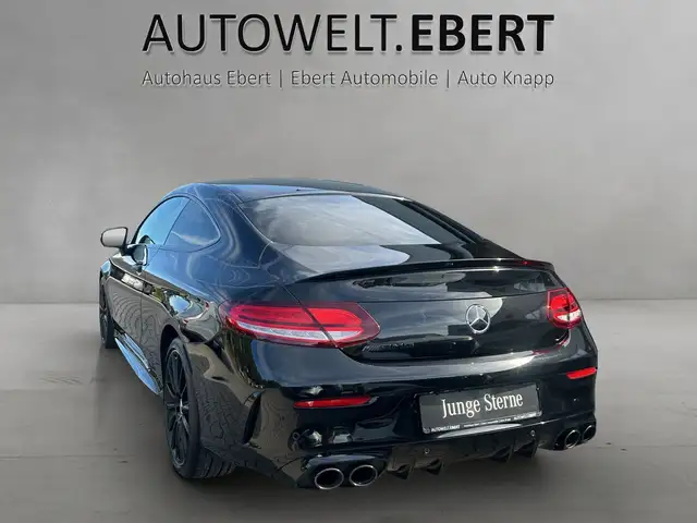 Mercedes-Benz C-Class view 3