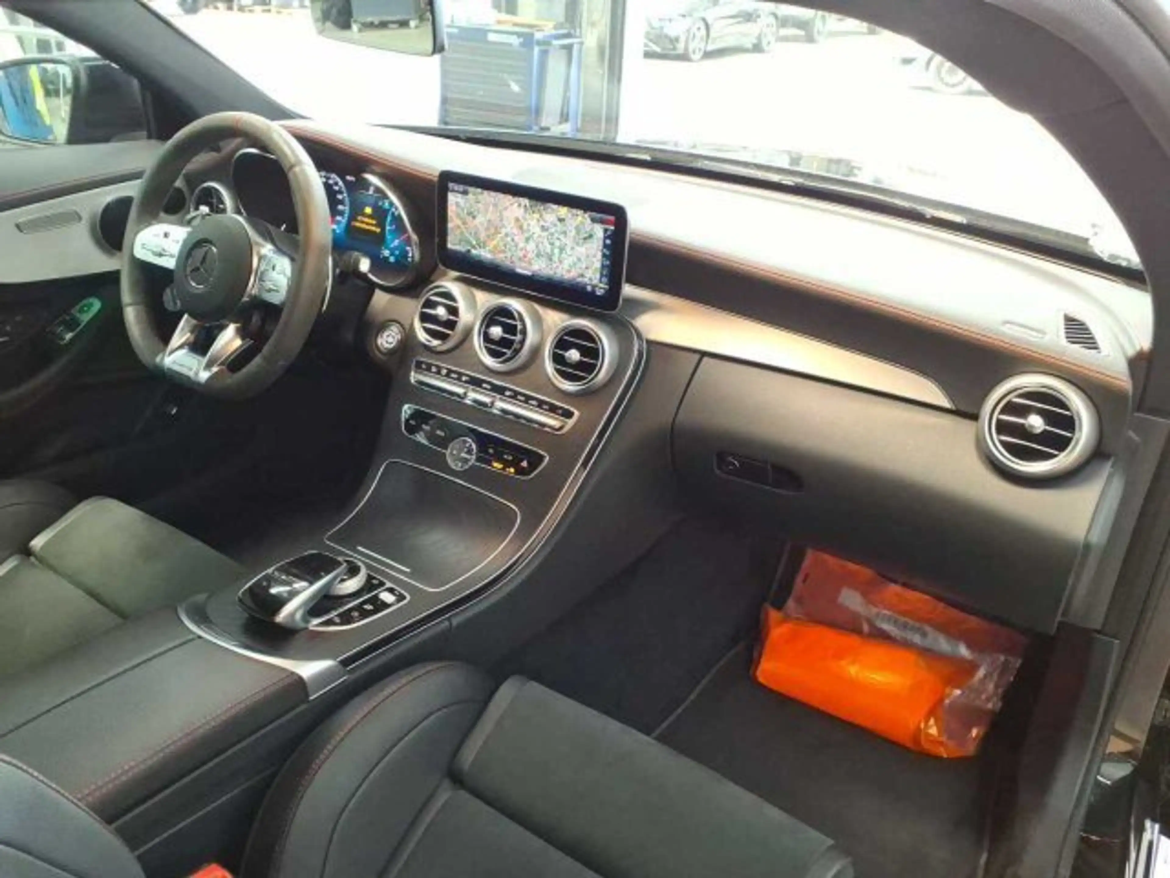 Mercedes-Benz C 43 AMG C43 AMG Cpé OptikPkt Perf.Sitze/AGA 19"digiTacho — photo 9