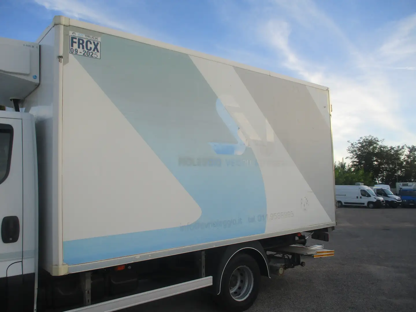 Iveco Daily SOLO CASSA FRIGO DAILY 8 PEDANE THERMO KING V500 M - 1