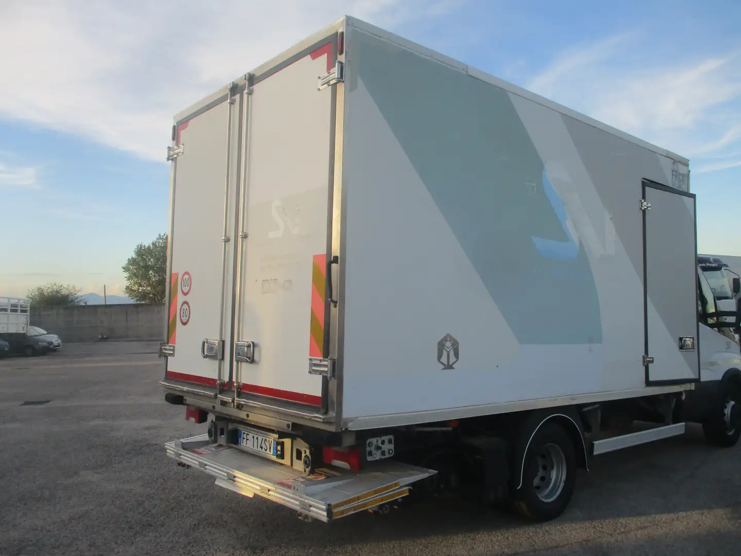 Iveco Daily SOLO CASSA FRIGO DAILY 8 PEDANE THERMO KING V500 M - 2