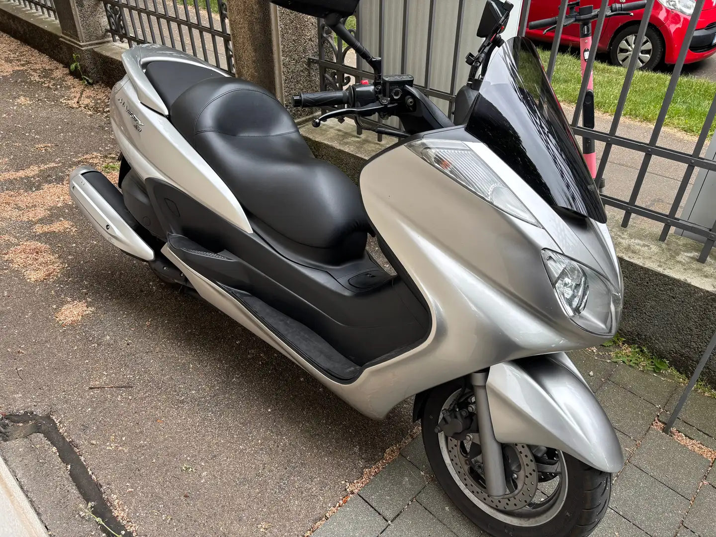 Yamaha Majesty 400 Argent - 1