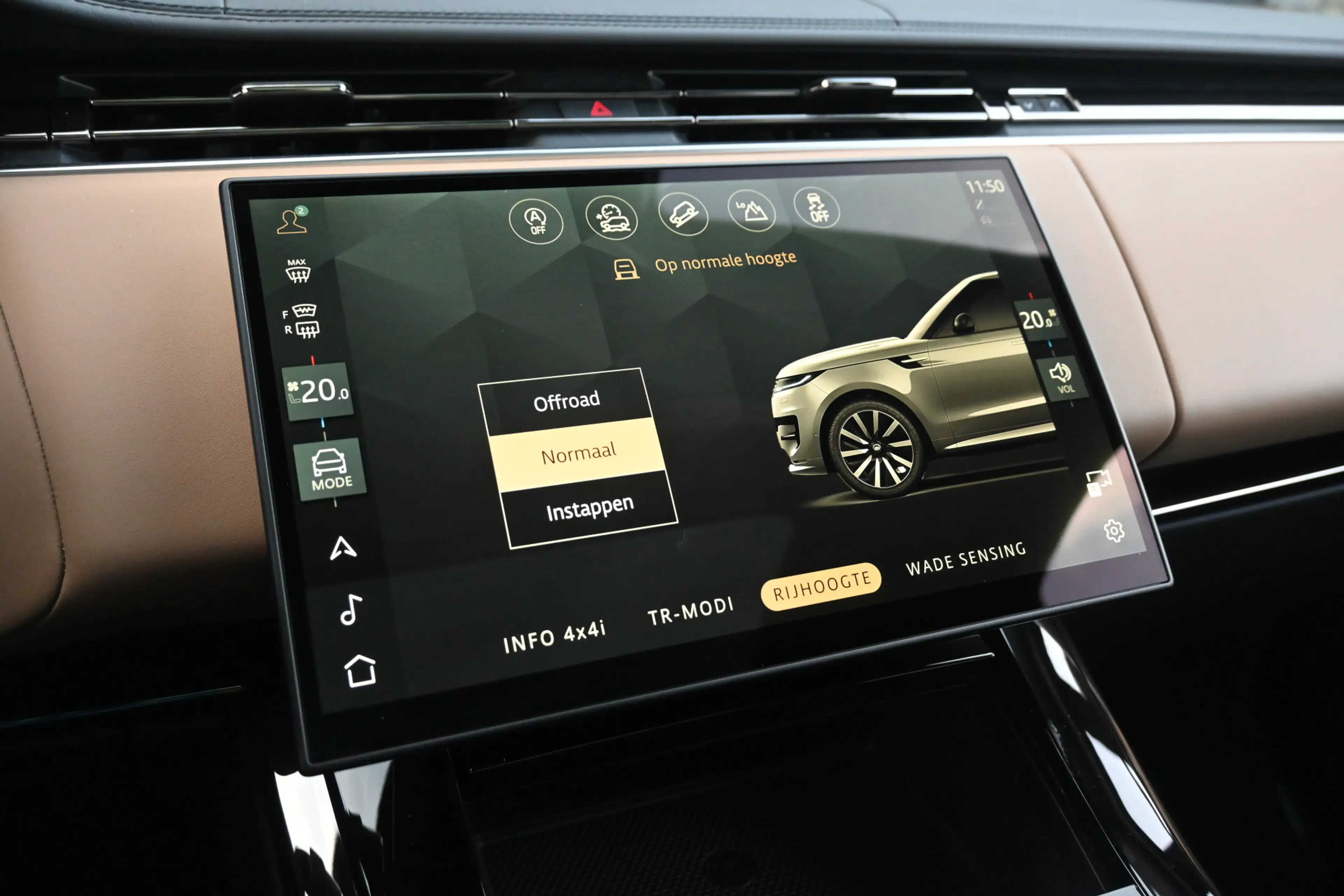 Land Rover Range Rover Sport 3.0 P550e Autobiography Edition PHEV — photo 35