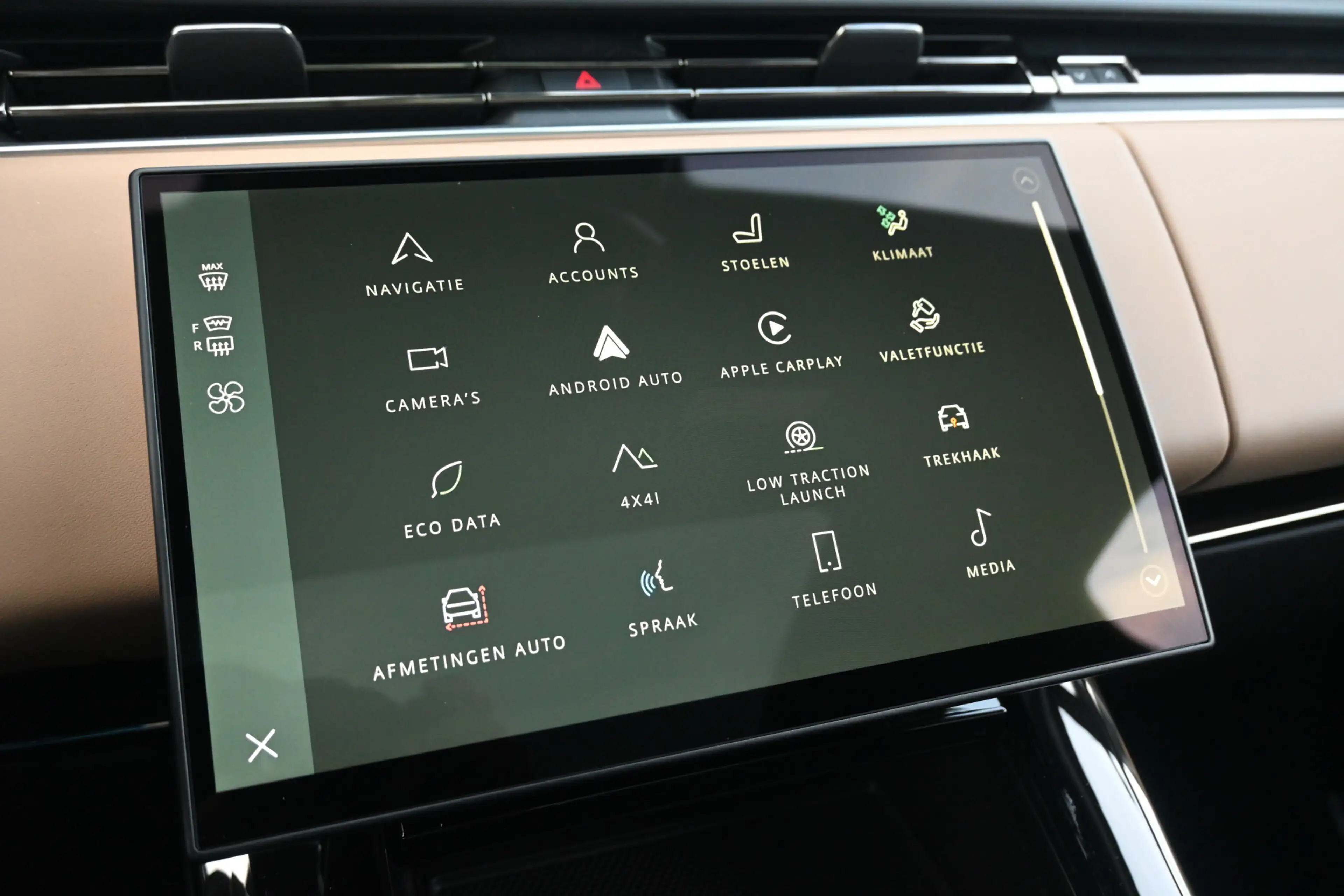 Land Rover Range Rover Sport 3.0 P550e Autobiography Edition PHEV — photo 26