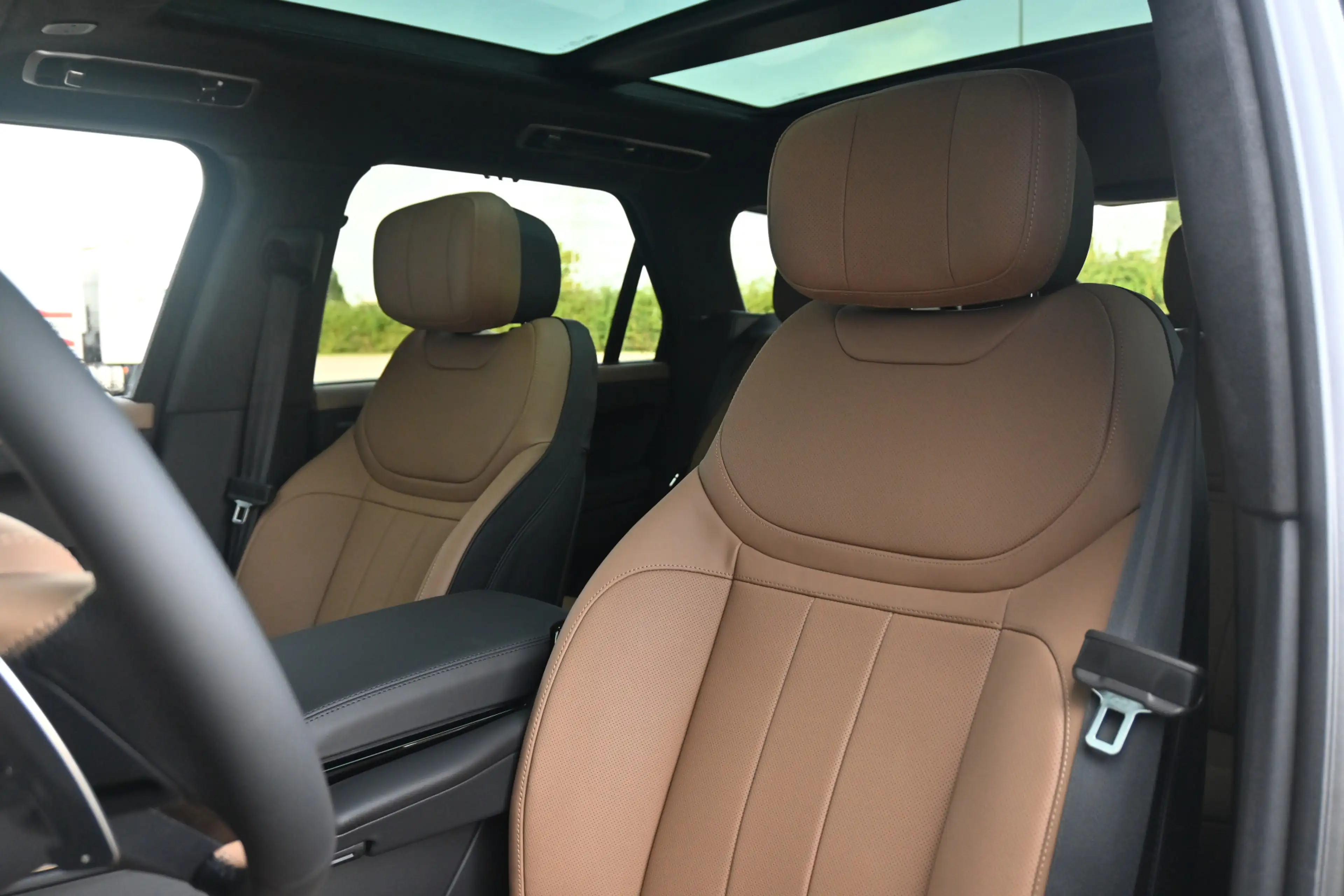 Land Rover Range Rover Sport 3.0 P550e Autobiography Edition PHEV — photo 44