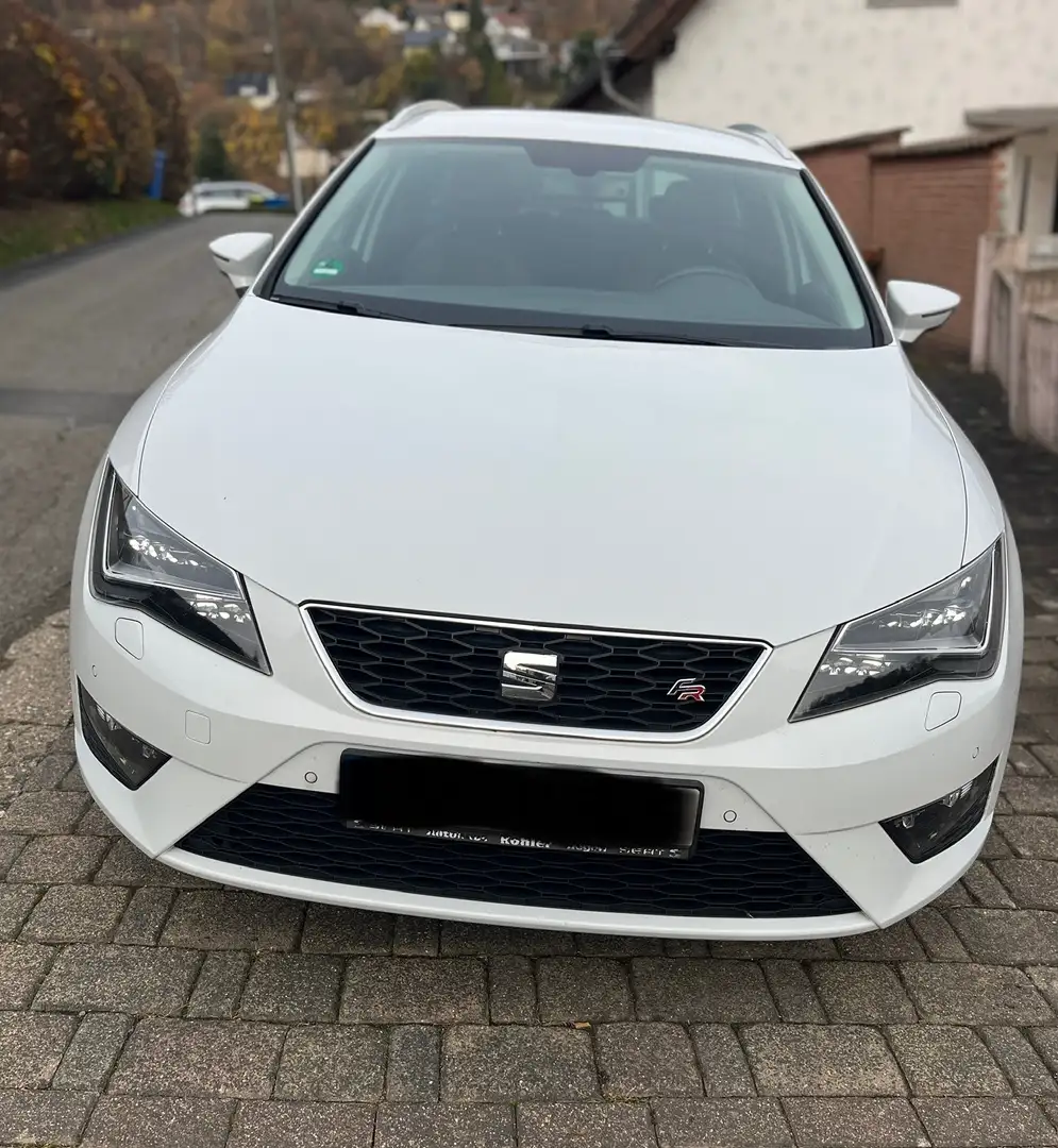 SEAT Leon Leon ST FR 1.4 ACT Weiß - 1
