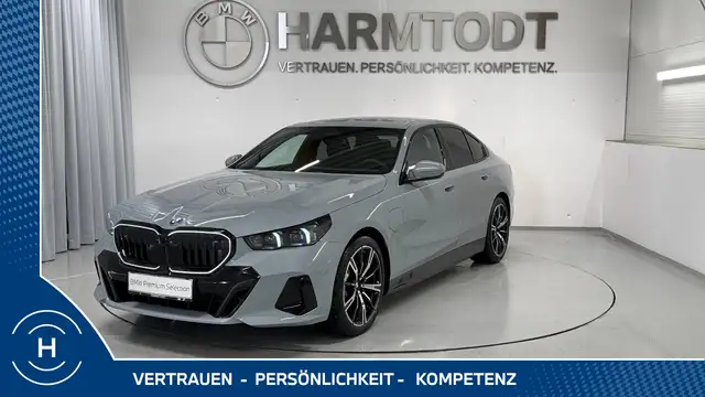 BMW 530 e xDrive *M-Sportpaket Pro* Ansicht 1