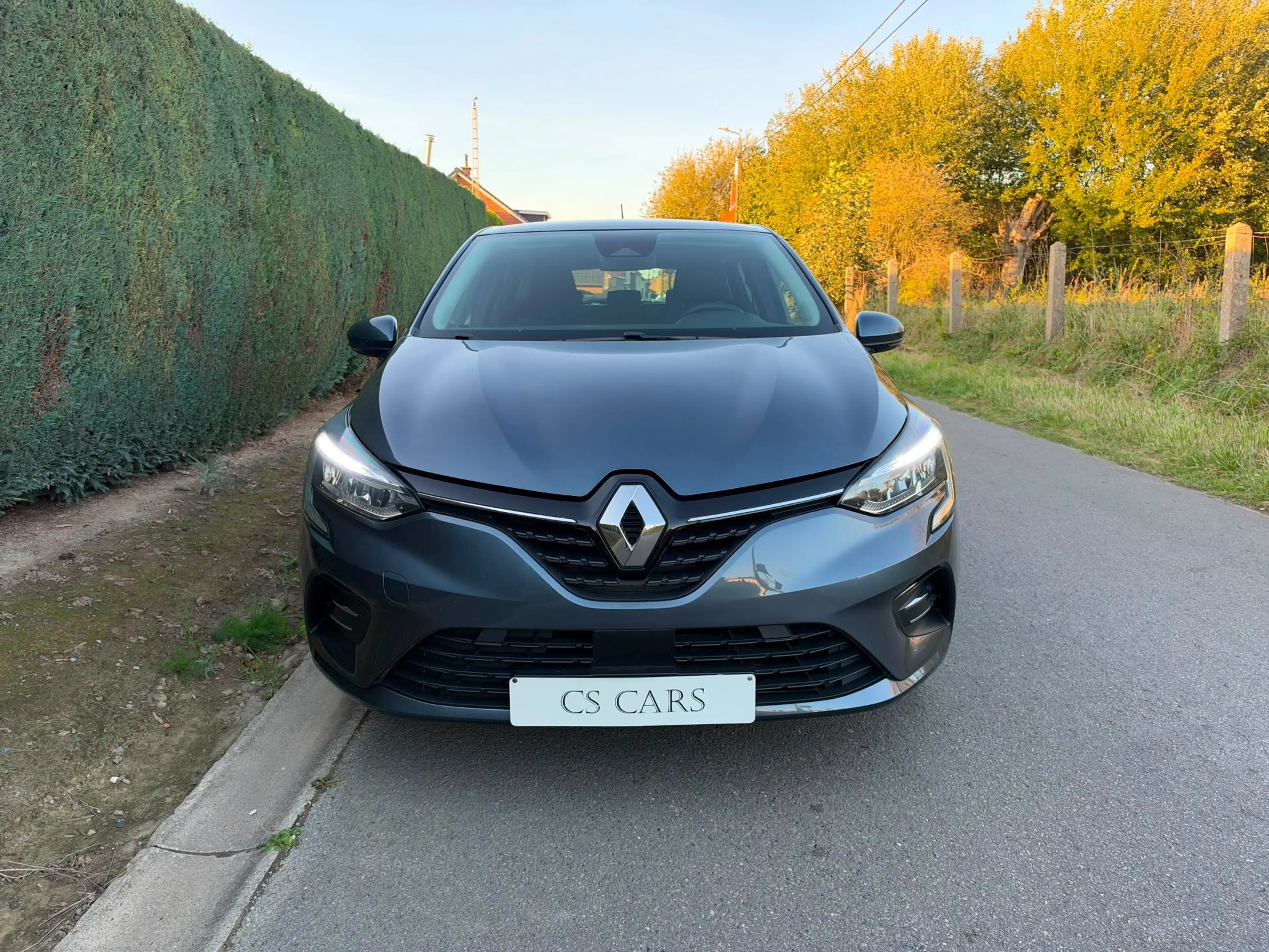 Renault Clio 19.000km | Navigatie | Led | Benzine | 1ste eigenaar | Garantie — photo 2