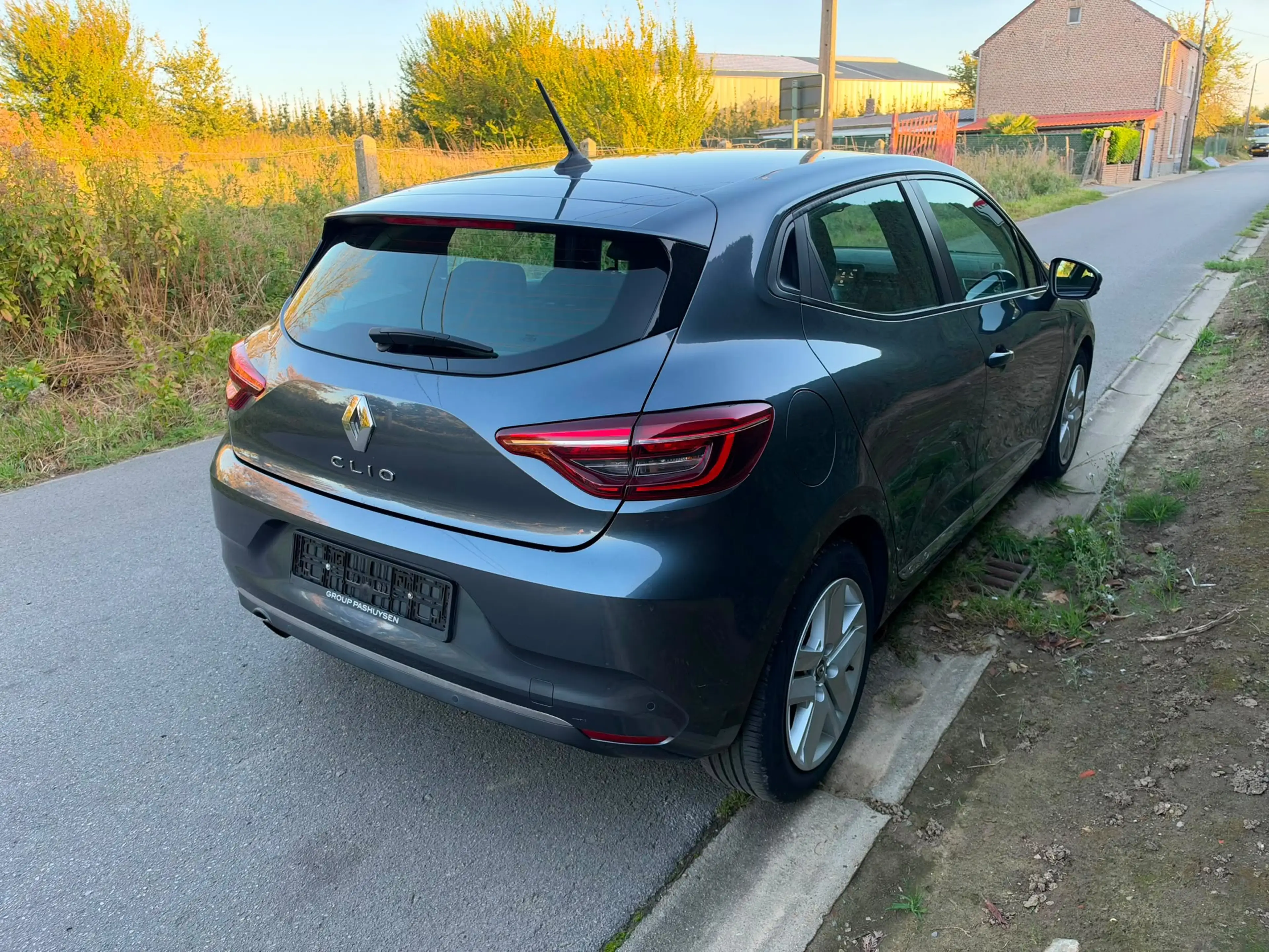 Renault Clio 19.000km | Navigatie | Led | Benzine | 1ste eigenaar | Garantie — photo 6