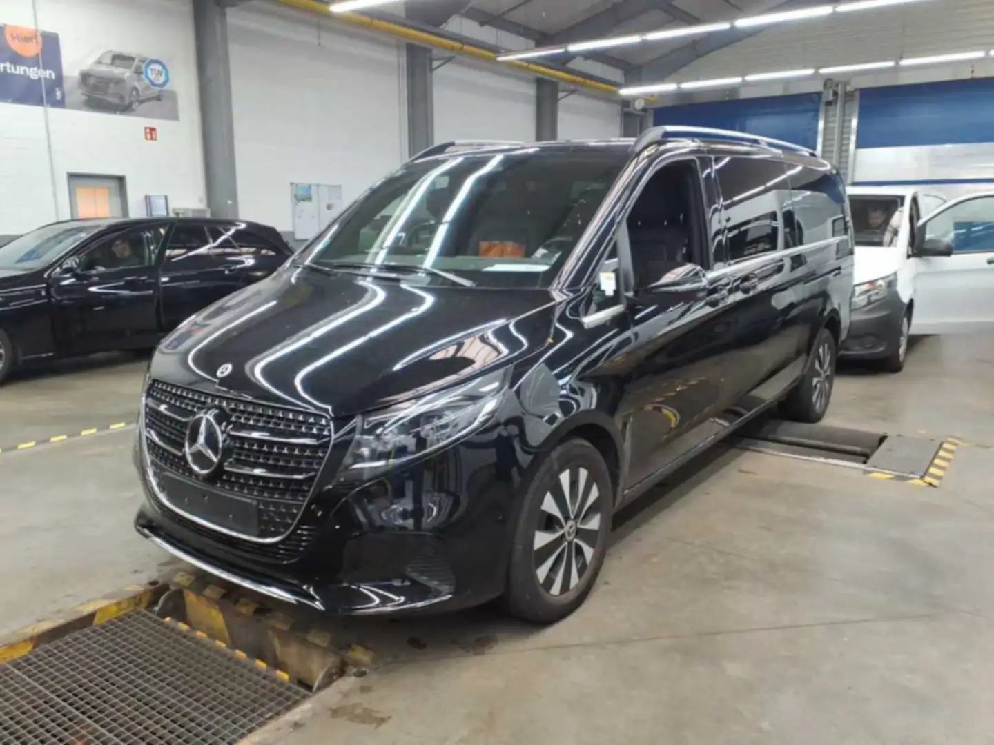 Mercedes-Benz V 300 Avantgarde Extralang,2xSchiebetür elektr. Noir - 2