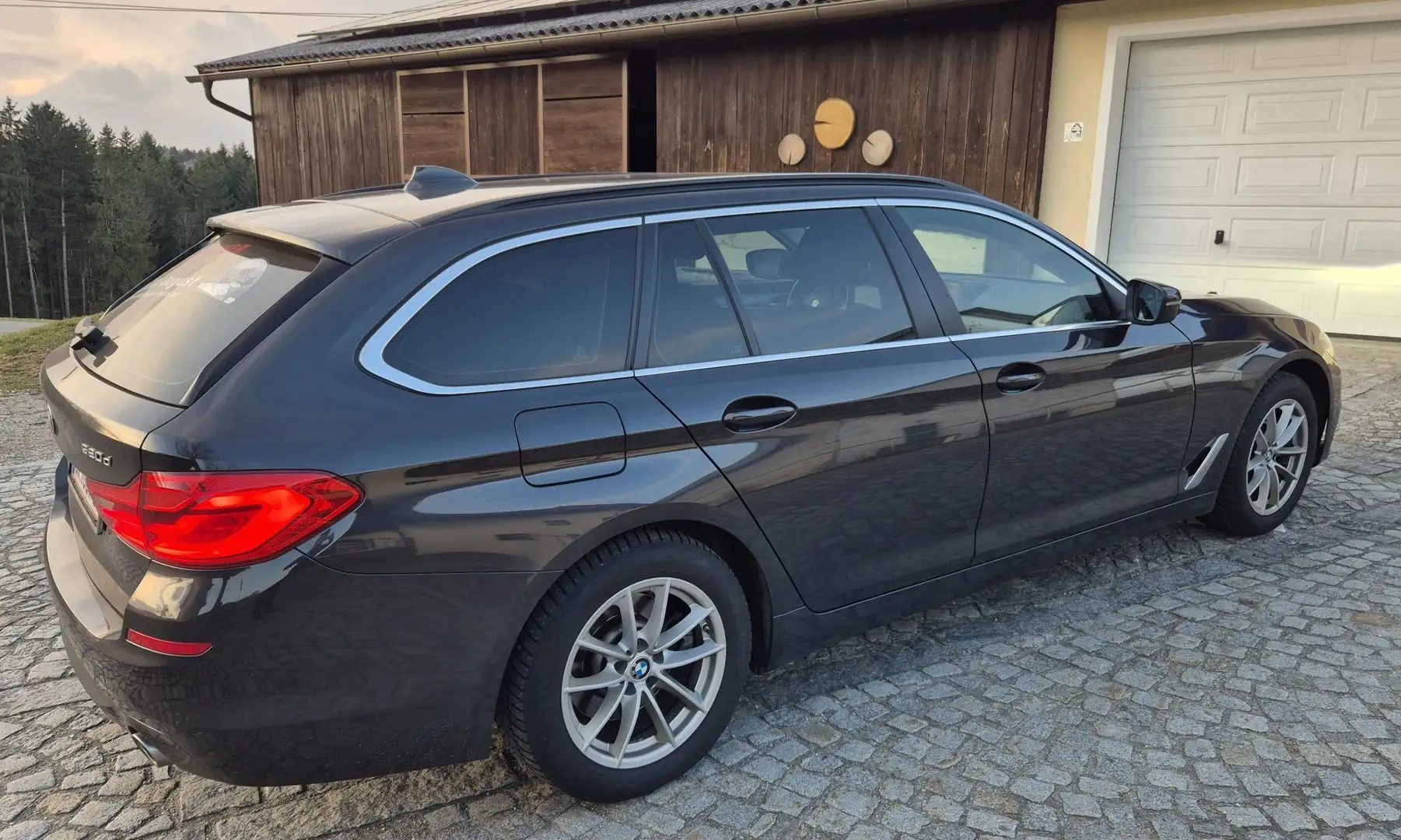 BMW 520 520d Touring Aut. - 1