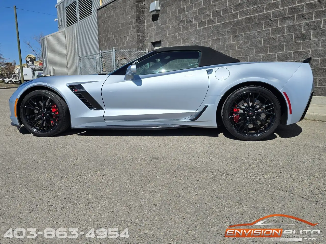 Chevrolet Corvette снимка Chevrolet Corvette