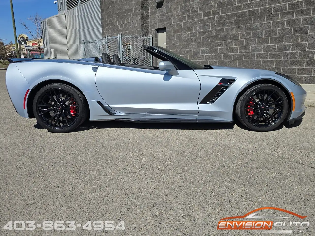 Chevrolet Corvette снимка Chevrolet Corvette