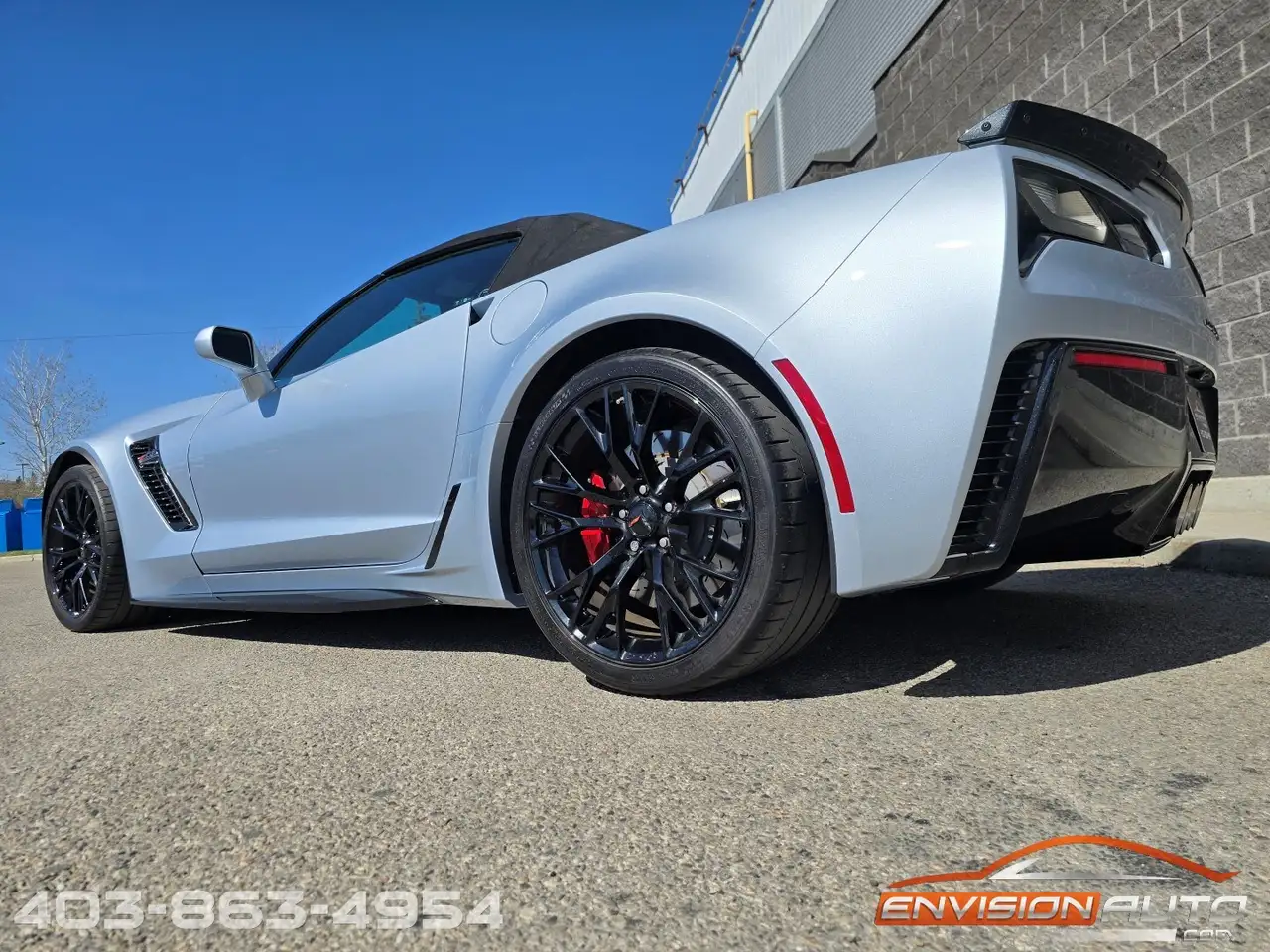 Chevrolet Corvette снимка Chevrolet Corvette