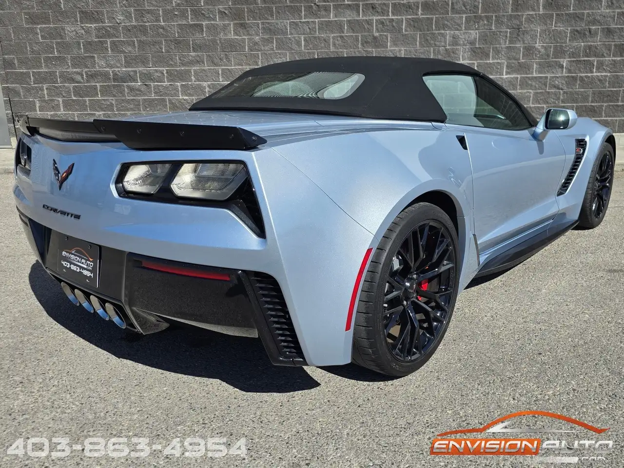 Chevrolet Corvette снимка Chevrolet Corvette