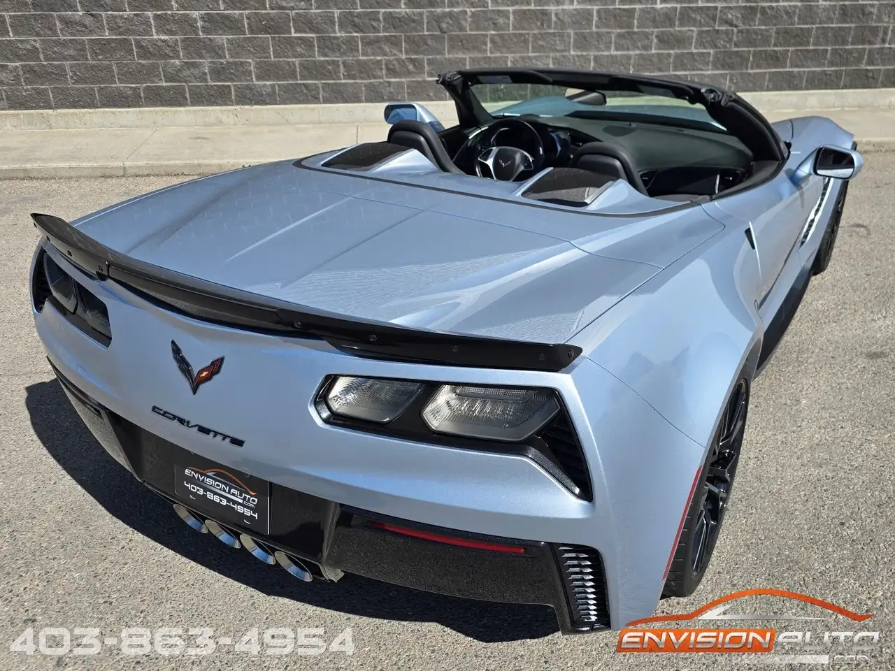 Chevrolet Corvette снимка Chevrolet Corvette