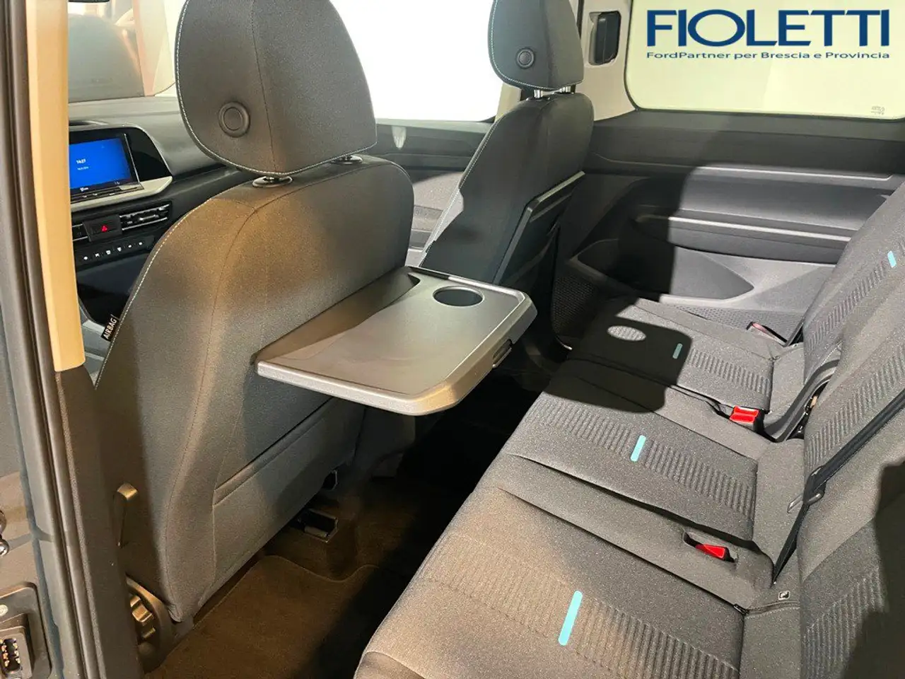 Ford Tourneo Connect 2026 — фото 13