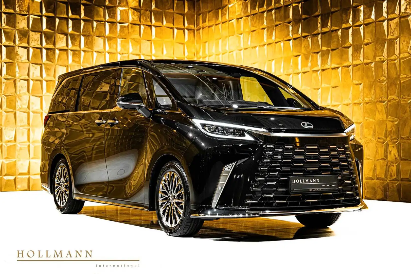Lexus LM LEXUS LM 350H AWD LUXURY+4 SEATS+MY25 Чорний - 1