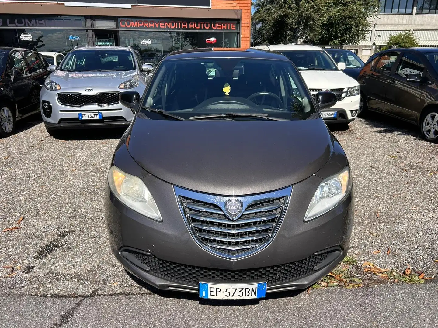 Lancia Ypsilon Ypsilon III 2012 1.2 8v Platinum ecochic Gpl 69cv Grijs - 2