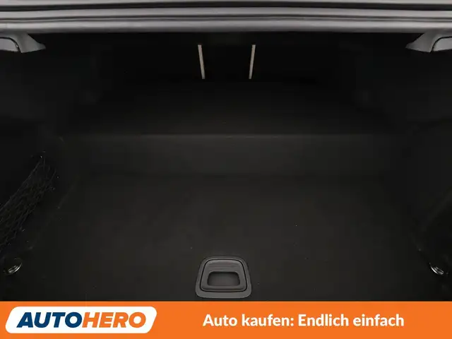 Mercedes-Benz E-Class view 17