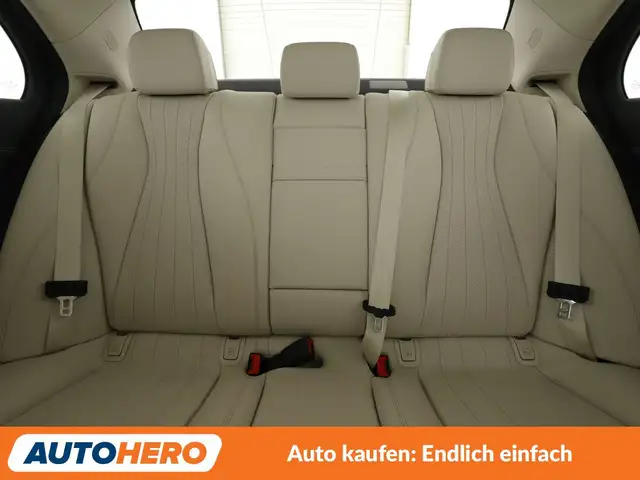 Mercedes-Benz E-Class view 15