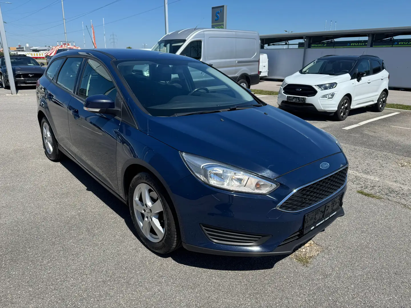 Ford Focus 1.0 Ecoboost Traveller Trend Bleu - 1