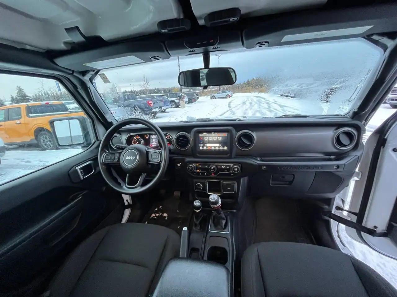 Jeep Wrangler снимка Jeep Wrangler