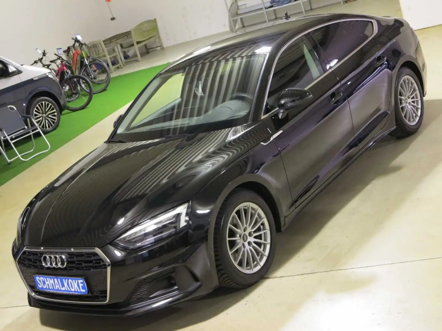 Audi A5 Sportback 35 TDI2.0 SCR S tronic Navi ACC DAB crna - 2