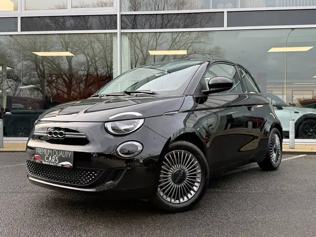 Fiat 500e 42Kwh Icon / CARPLAY / PANODAK / CRUISECONTROL /