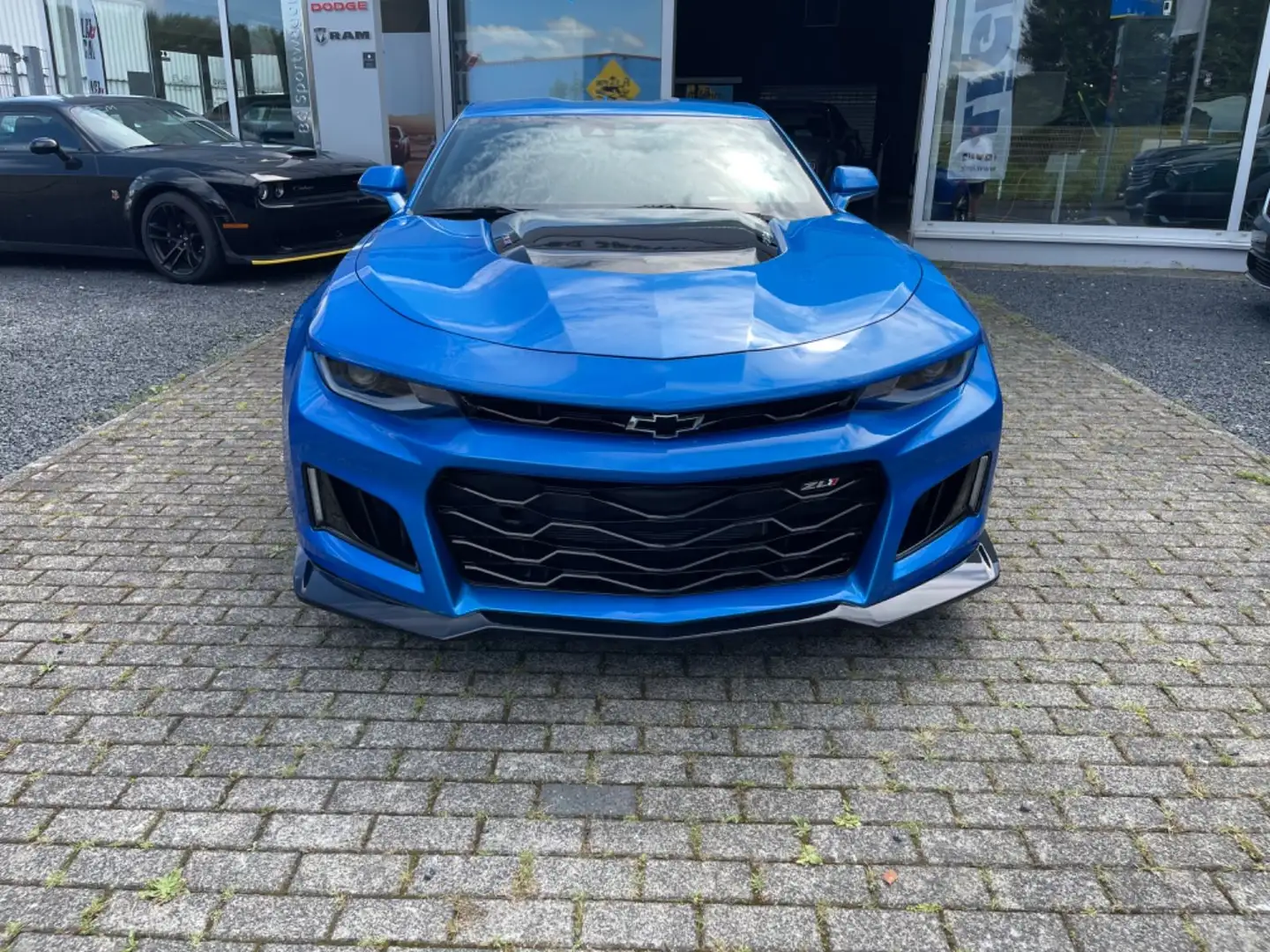 Chevrolet Camaro ZL1 Coupe*FINAL CALL*Klappenauspuff*Navi* Modrá - 2