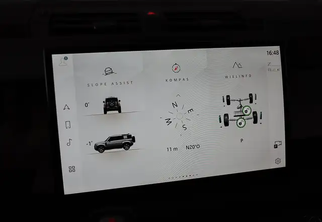 Land Rover Defender view 16