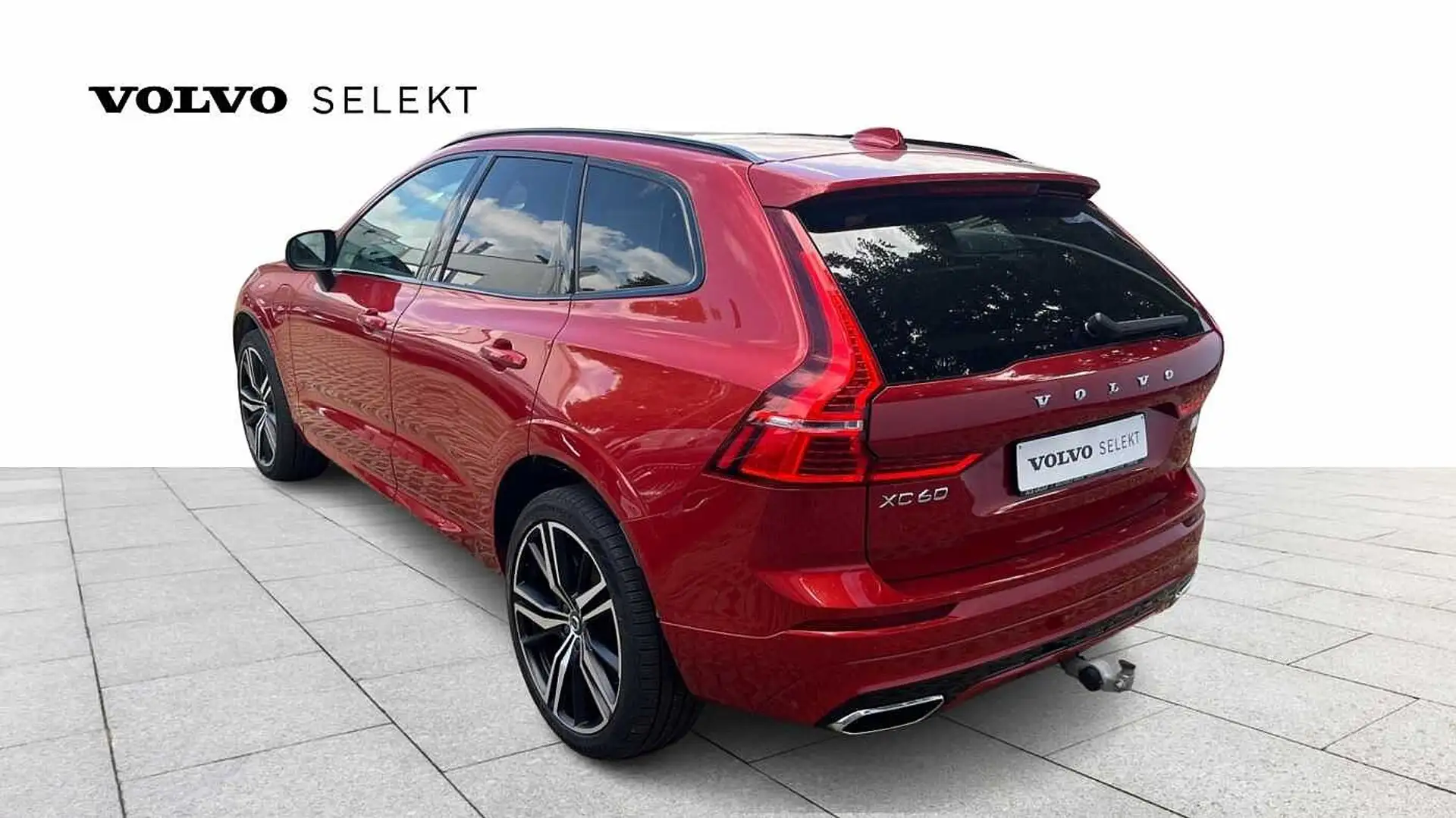 Volvo XC60 Recharge R-Design, T8 AWD Plug in hybride Rosso - 2