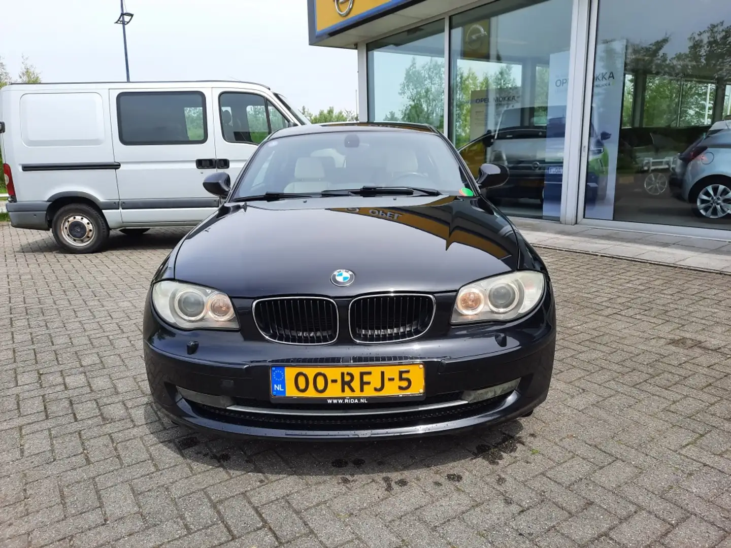 BMW 116 1-serie 116i EffDyn.BnsL.UEd Zwart - 2
