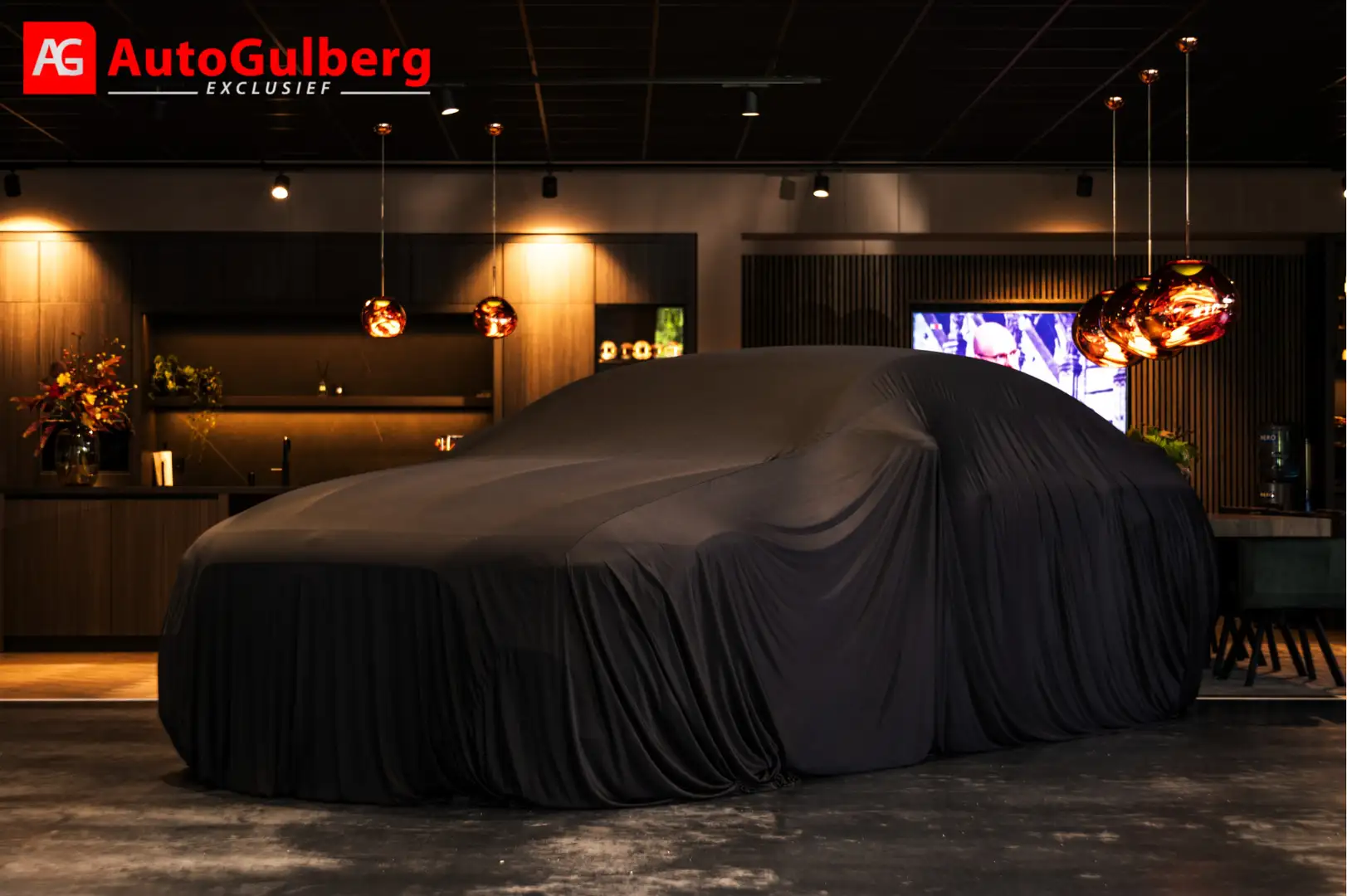 Mercedes-Benz GLC 300 300e 4MATIC AMG Line Sportstoelen Leder, Pano, MBU Gris - 1