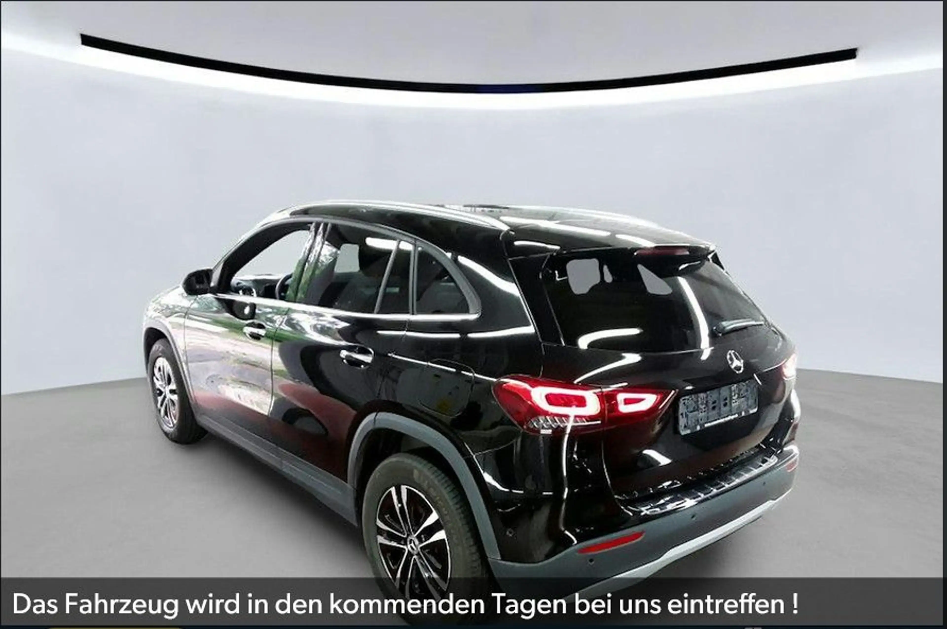 Mercedes-Benz GLA 180 d DCT *STYLE*DISTRO*KEYLESS*KAMERA*LED* — photo 2