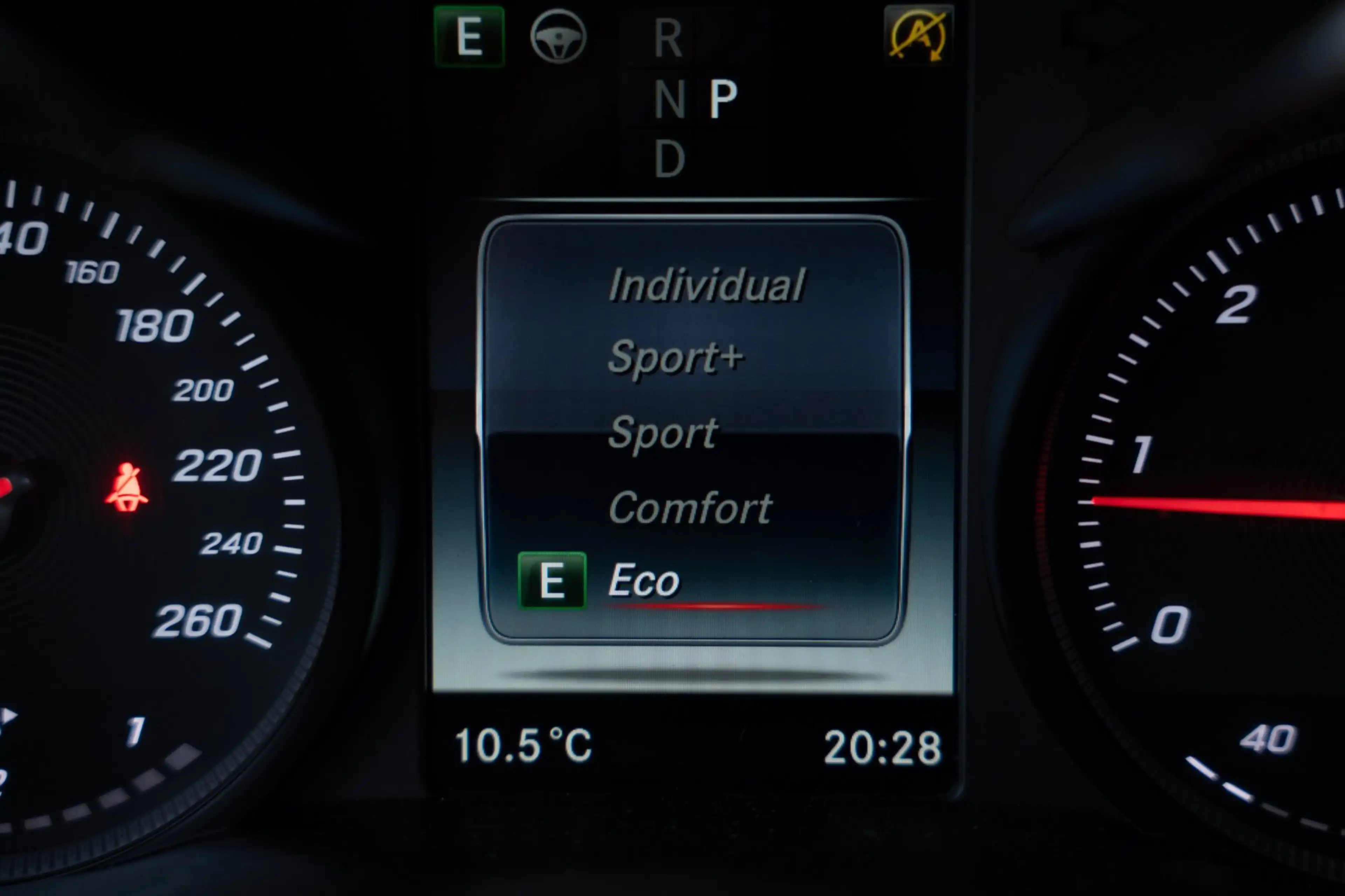 Mercedes-Benz C 250 CDI 4MATIC Estate Sport Edition/9-Tronic/camera — photo 18