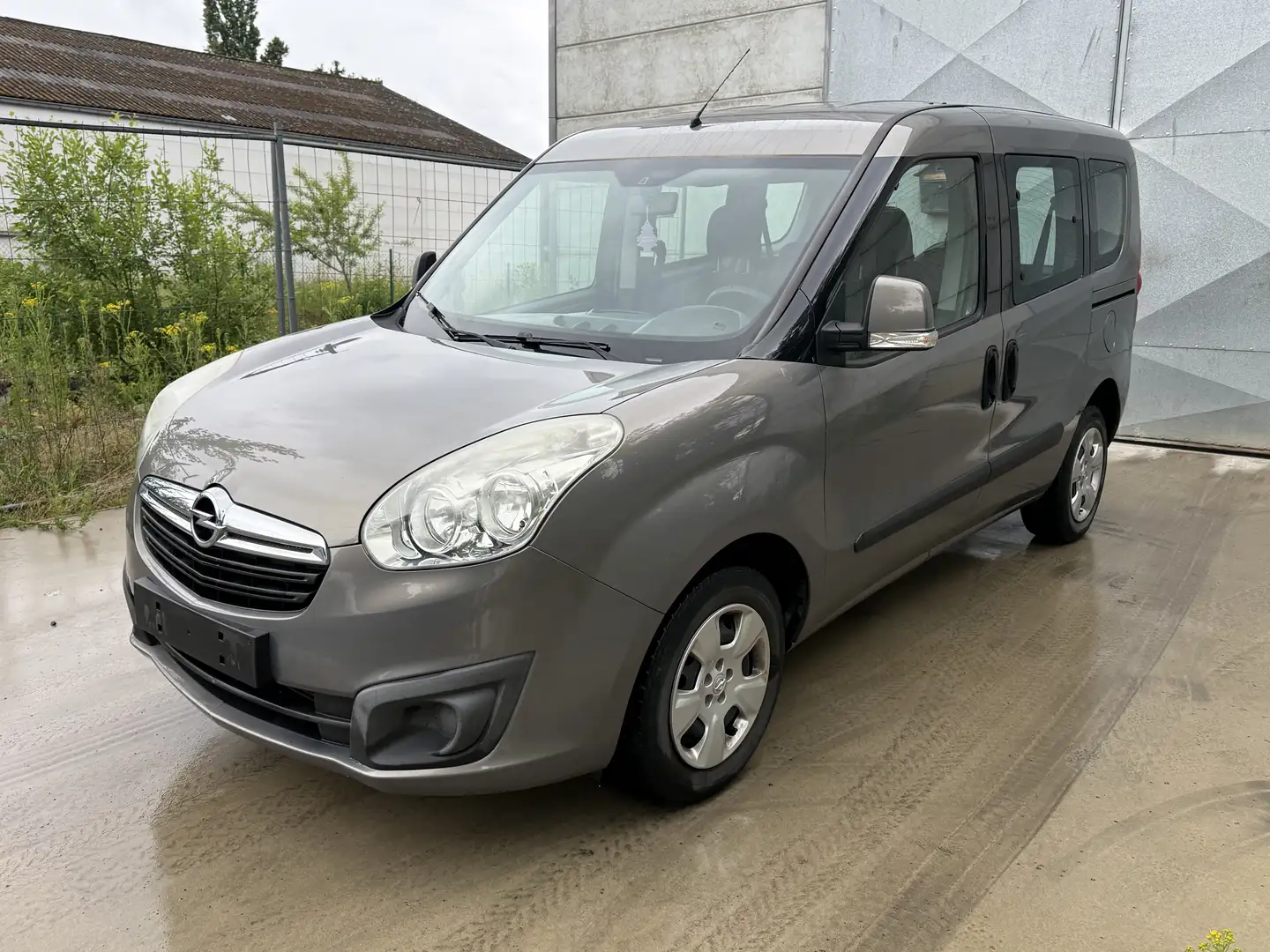 Opel Combo Life Opel Combo 1.6 CDTI L1H1 TOUR utilitaire 5 place - 1