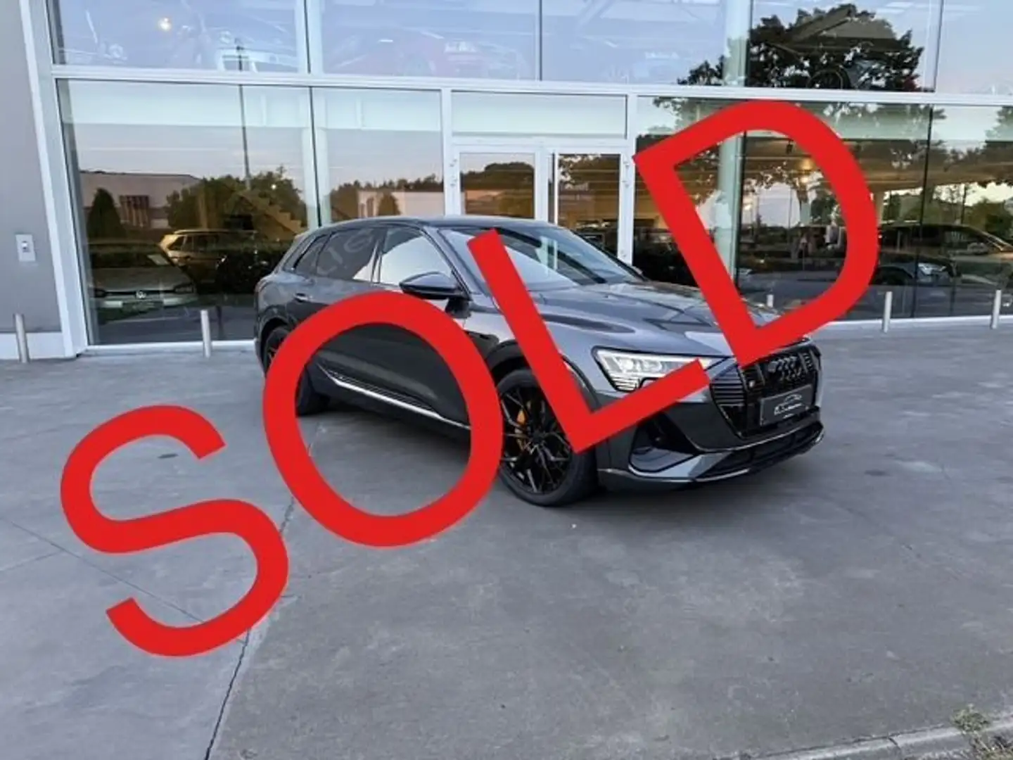 Audi Q8 e-tron SOLD BIJ GARAGE VRIENS YVES BV!!!!! Gris - 1